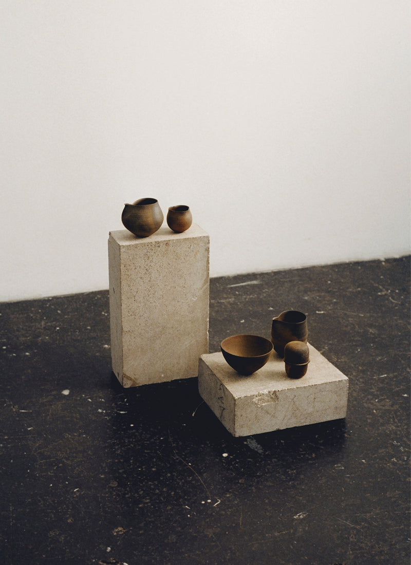Yuichi Romita Katakuchi Pourer Small | Ash Brown