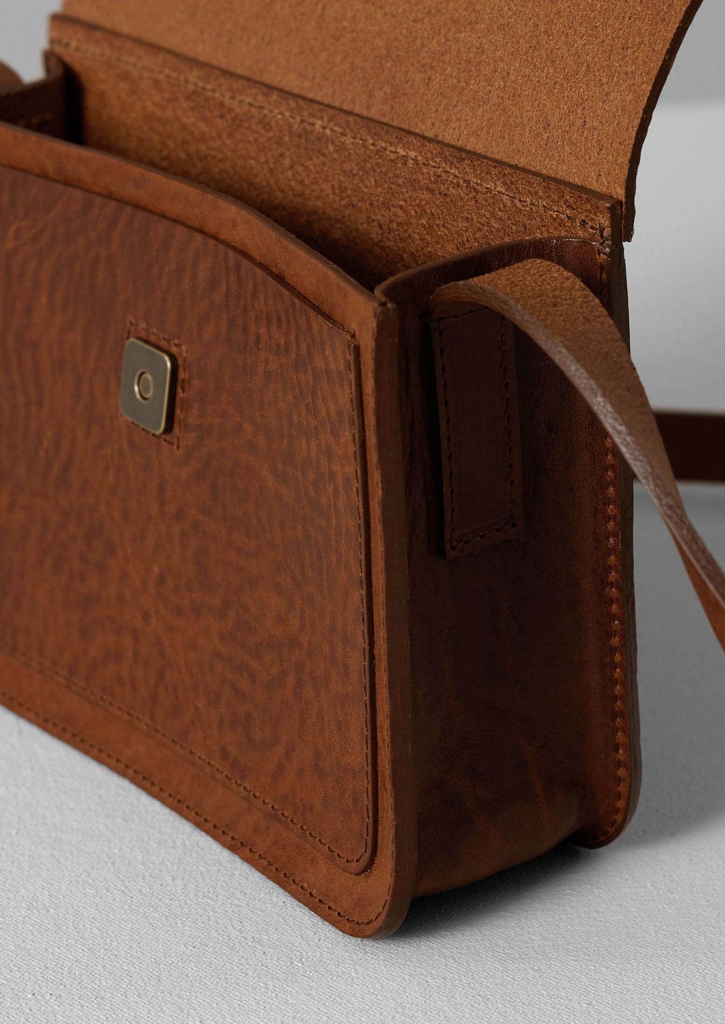 Kate Sheridan Leather Hull Bag | Pecan