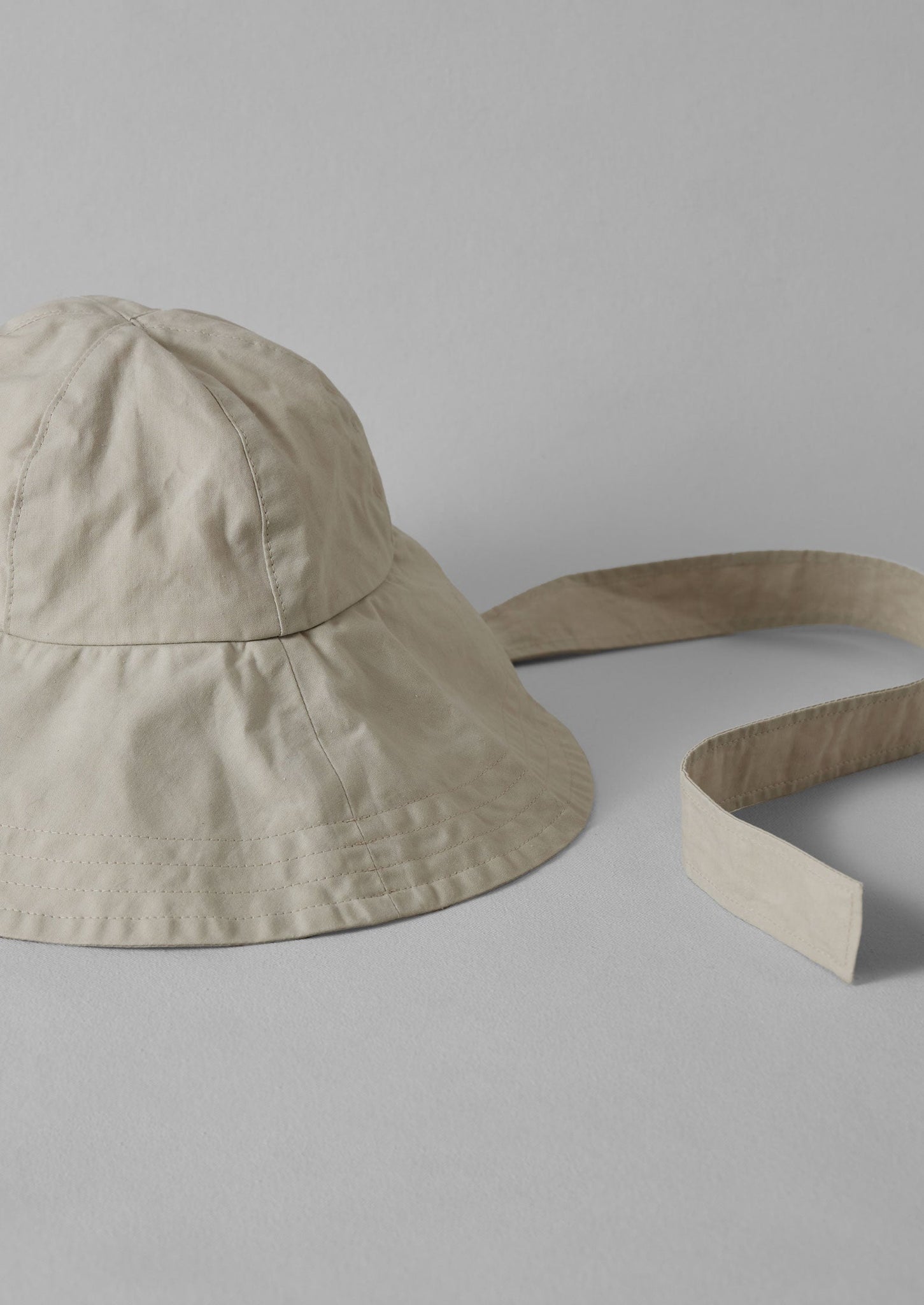 Studio Kettle Waxed Cotton Hat | Concrete