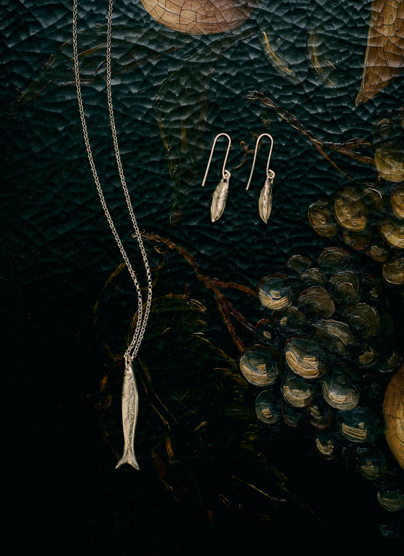 Alba Silver Cardamom Pod Earrings | Silver