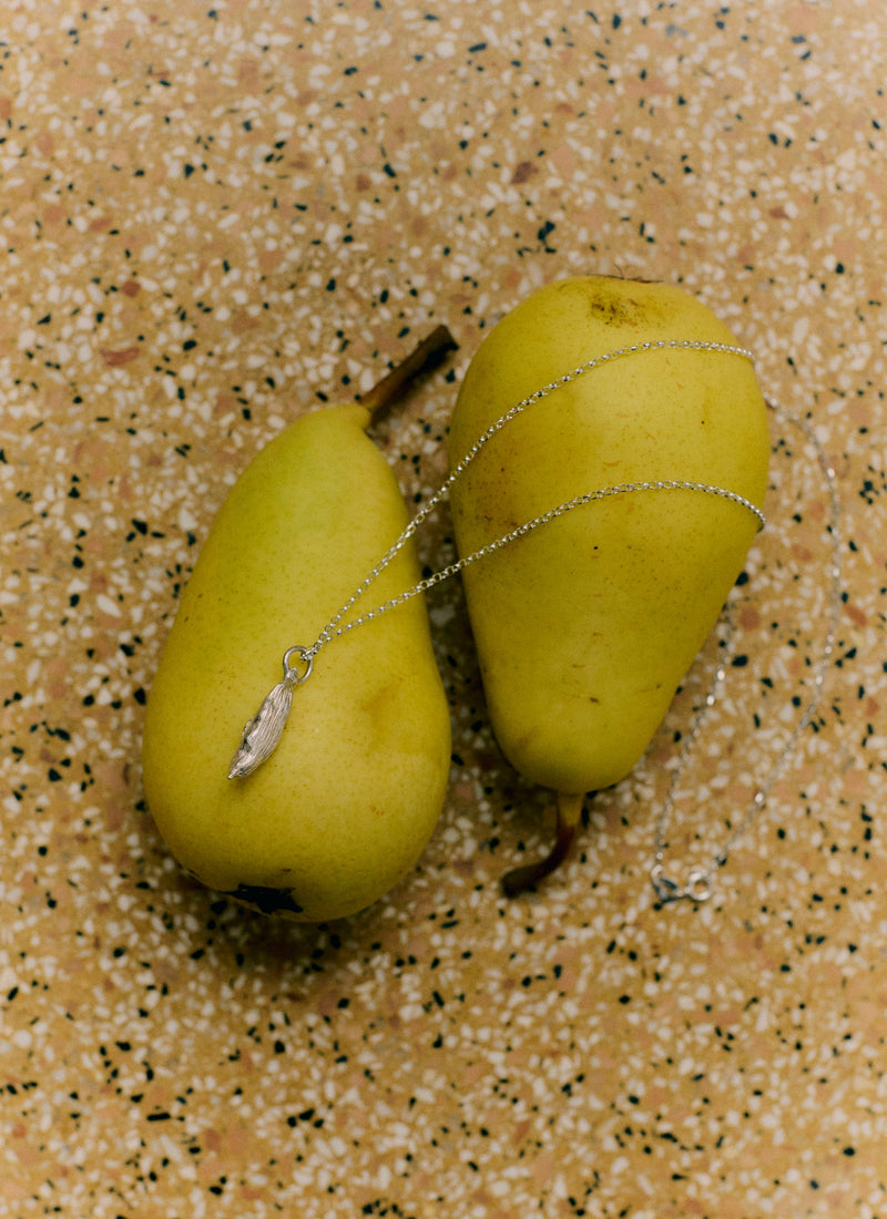 Alba Silver Cardamom Pod Necklace | Silver