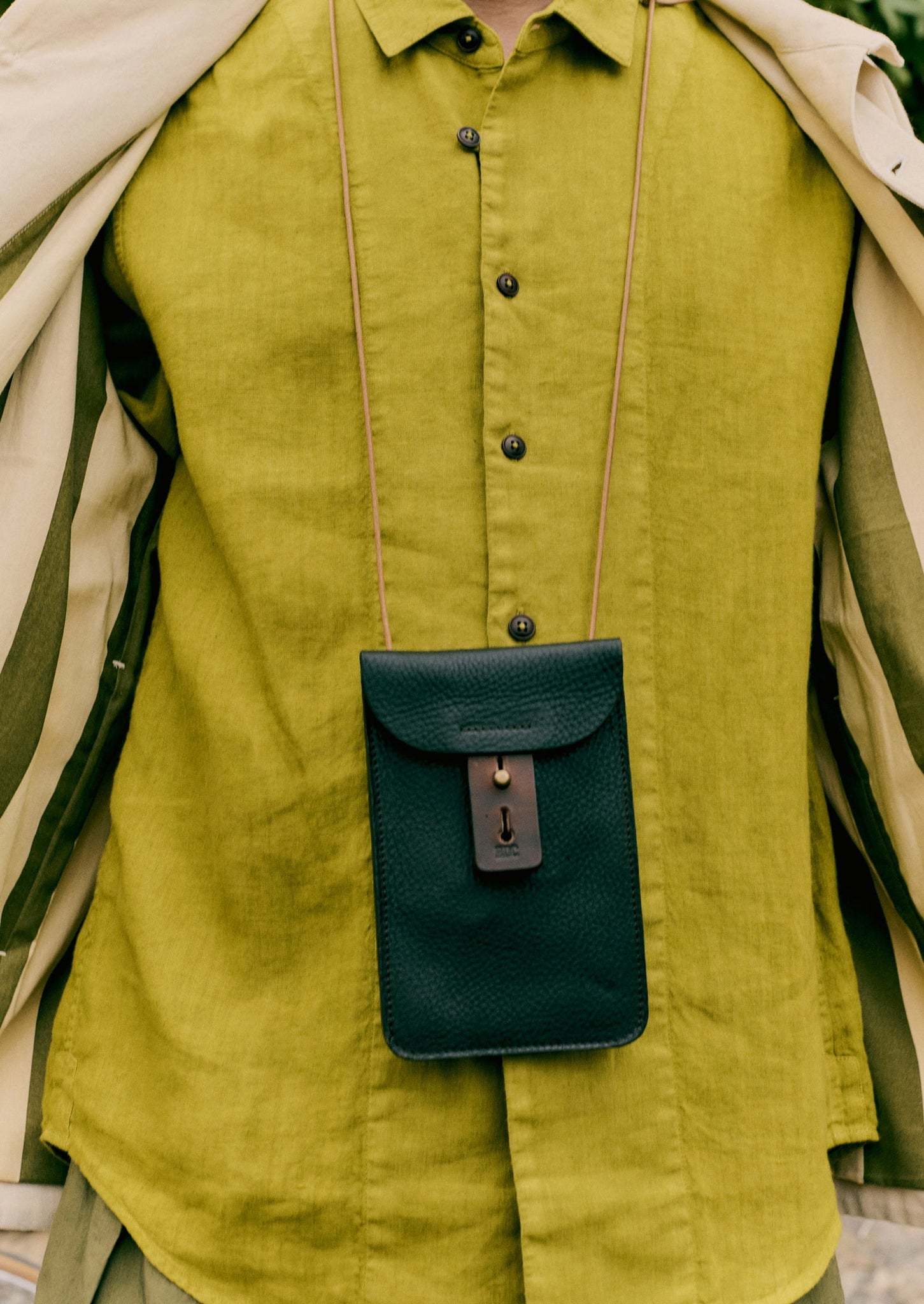 Bleu De Chauffe Leather Pouch | Marron Brown