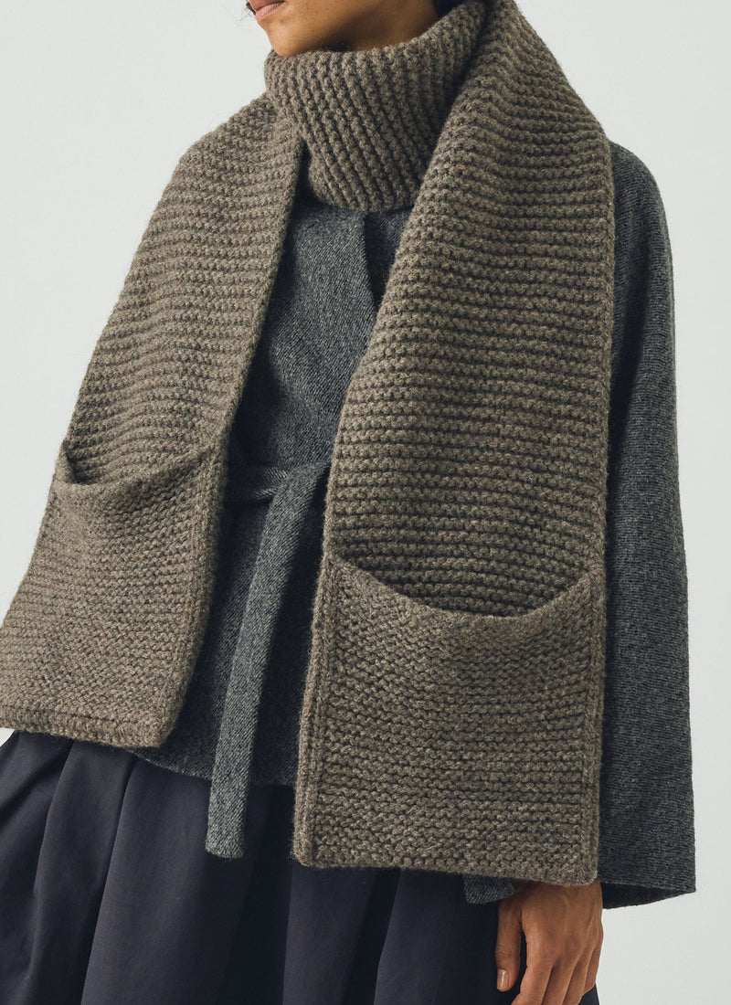 Pocket Bluefaced Leicester Wool Scarf | Stone