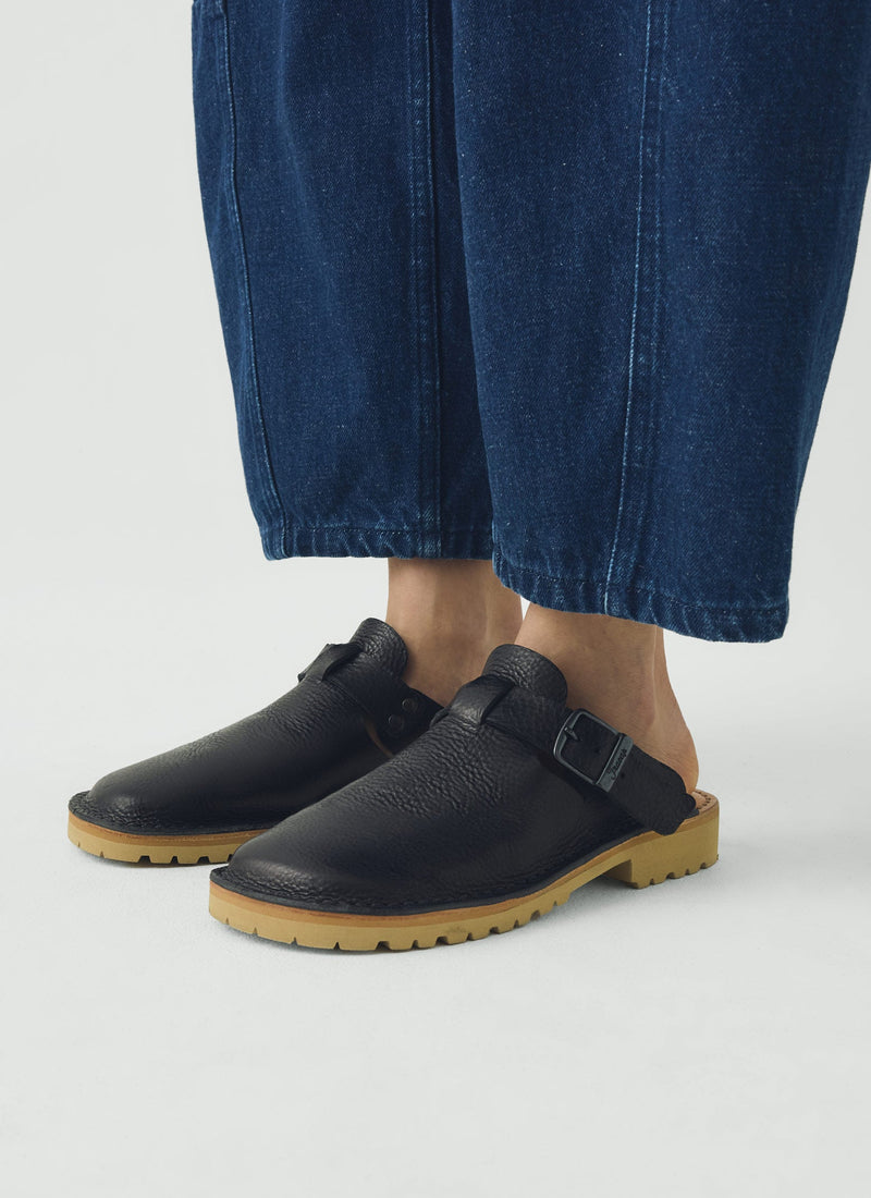 Fracap Leather Buckle Mules | Black