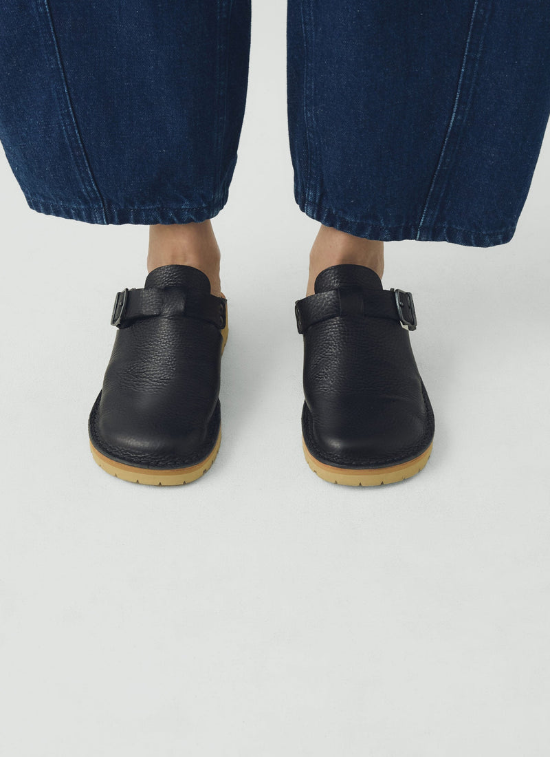 Fracap Leather Buckle Mules | Black