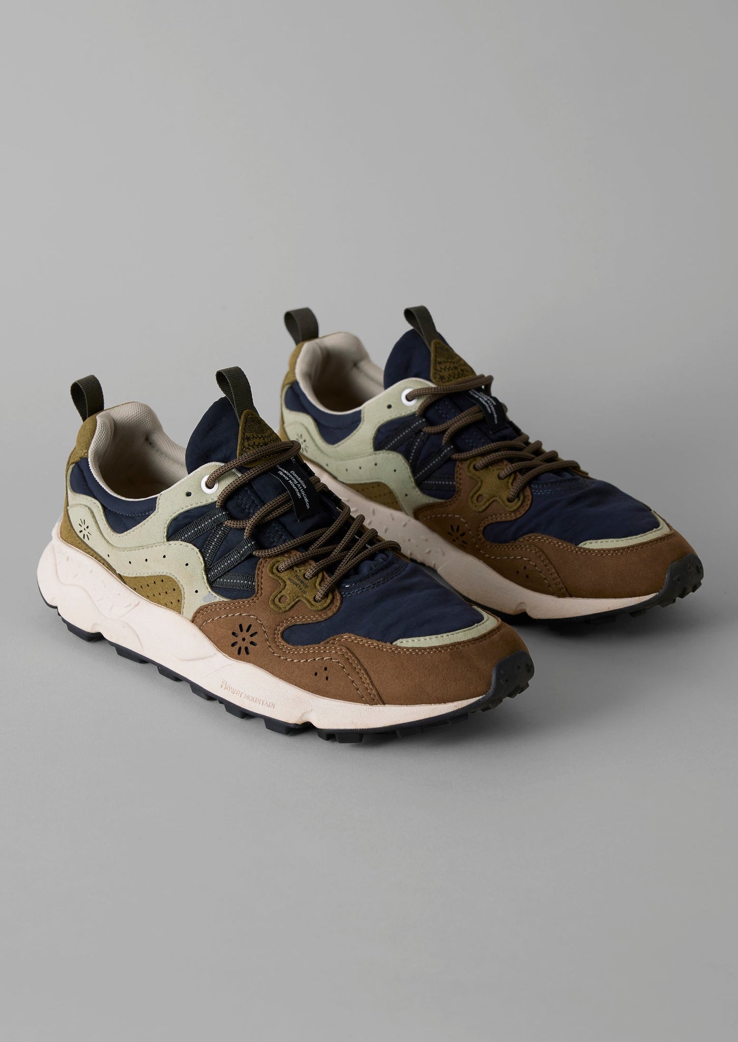 Flower Mountain Yamano Kaiso Trainers | Navy/Sage