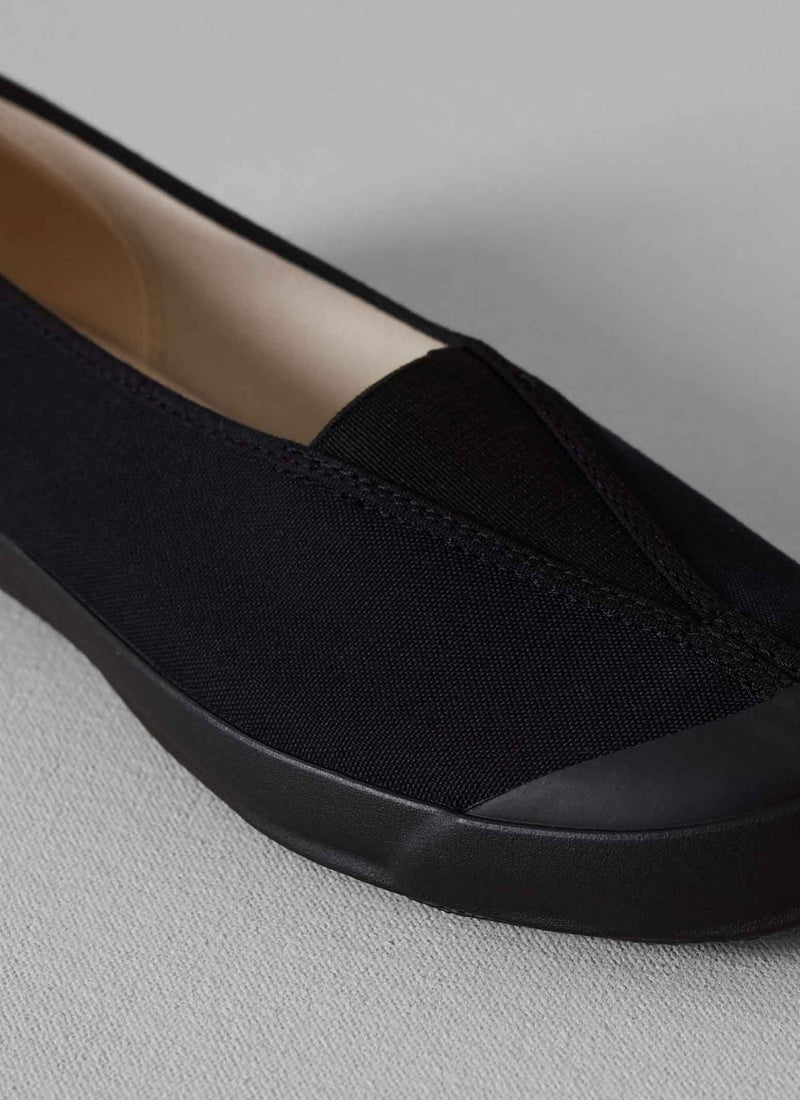 Moonstar Cotton Pumps | Black