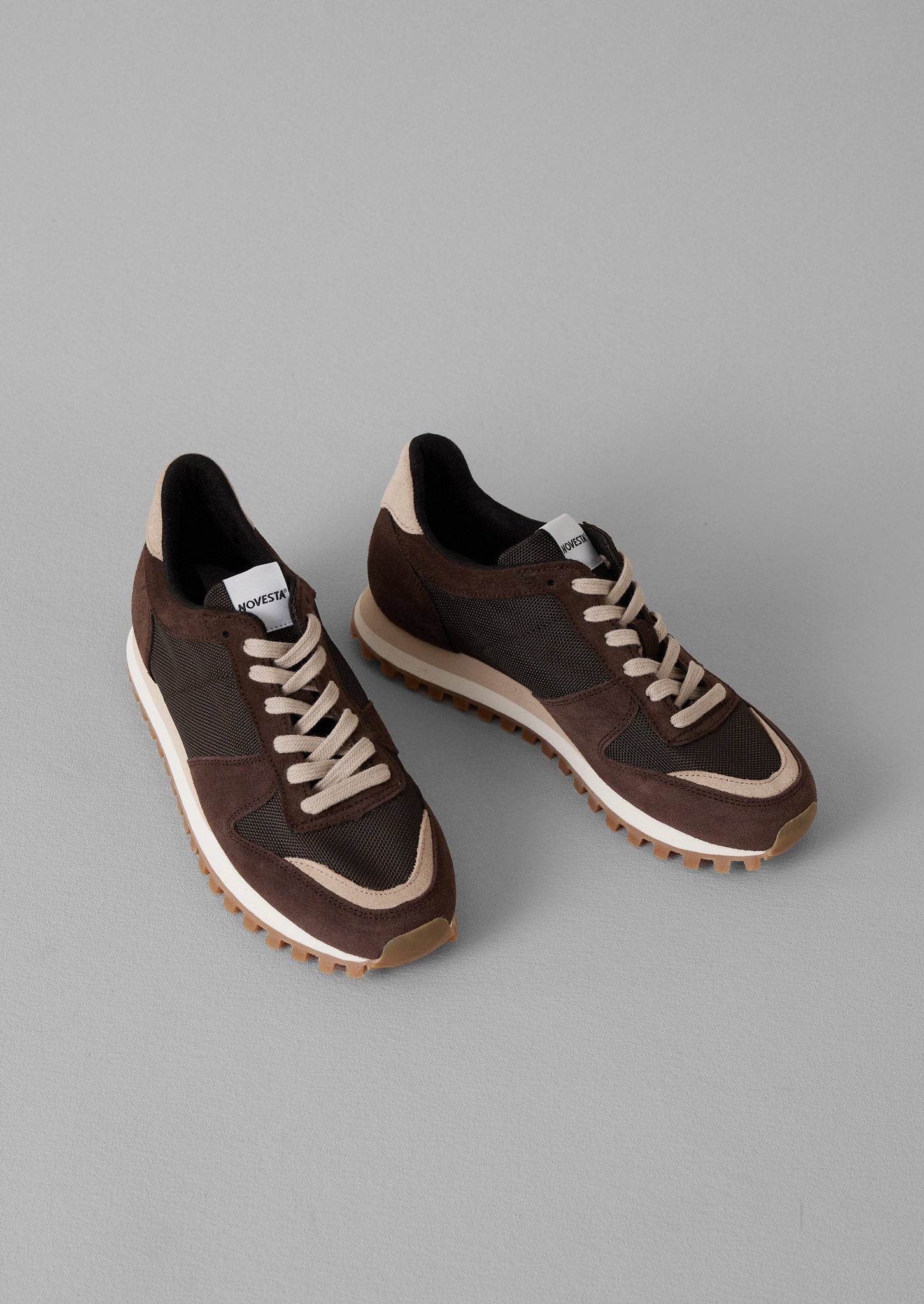 Novesta Marathon Trail Trainers | Brown/Praline