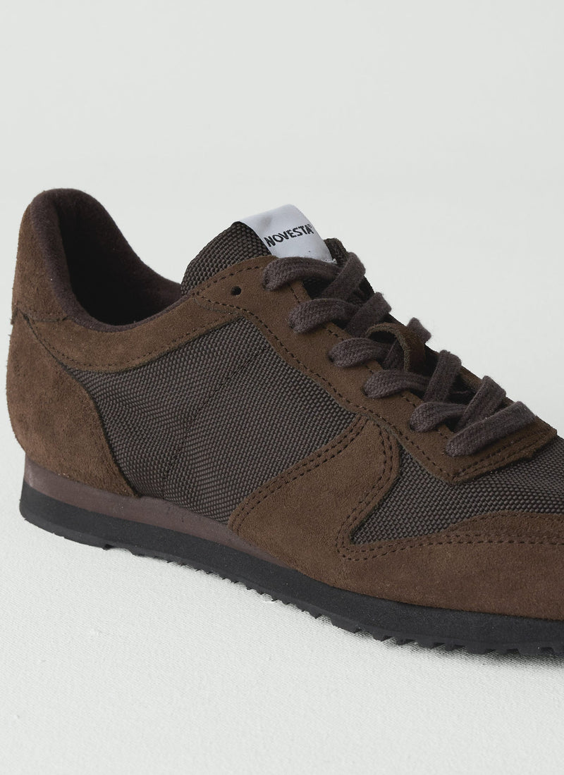 Novesta Marathon Trail Trainers | Bitter Chocolate