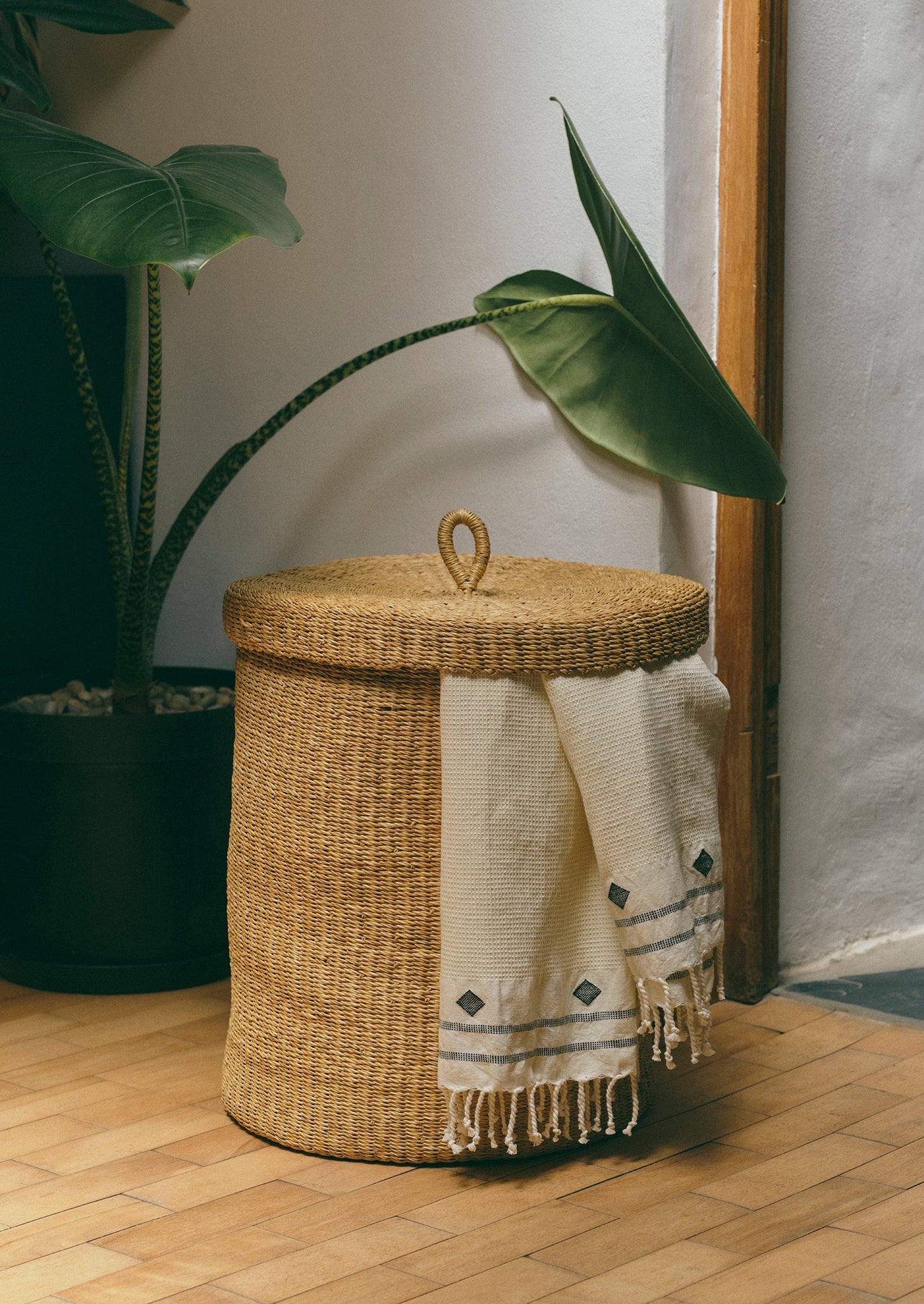 Veta Vera Laundry Basket | Natural