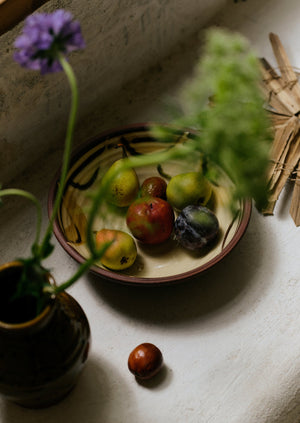 Frances Savage Serving Bowl | Cream/Terracotta