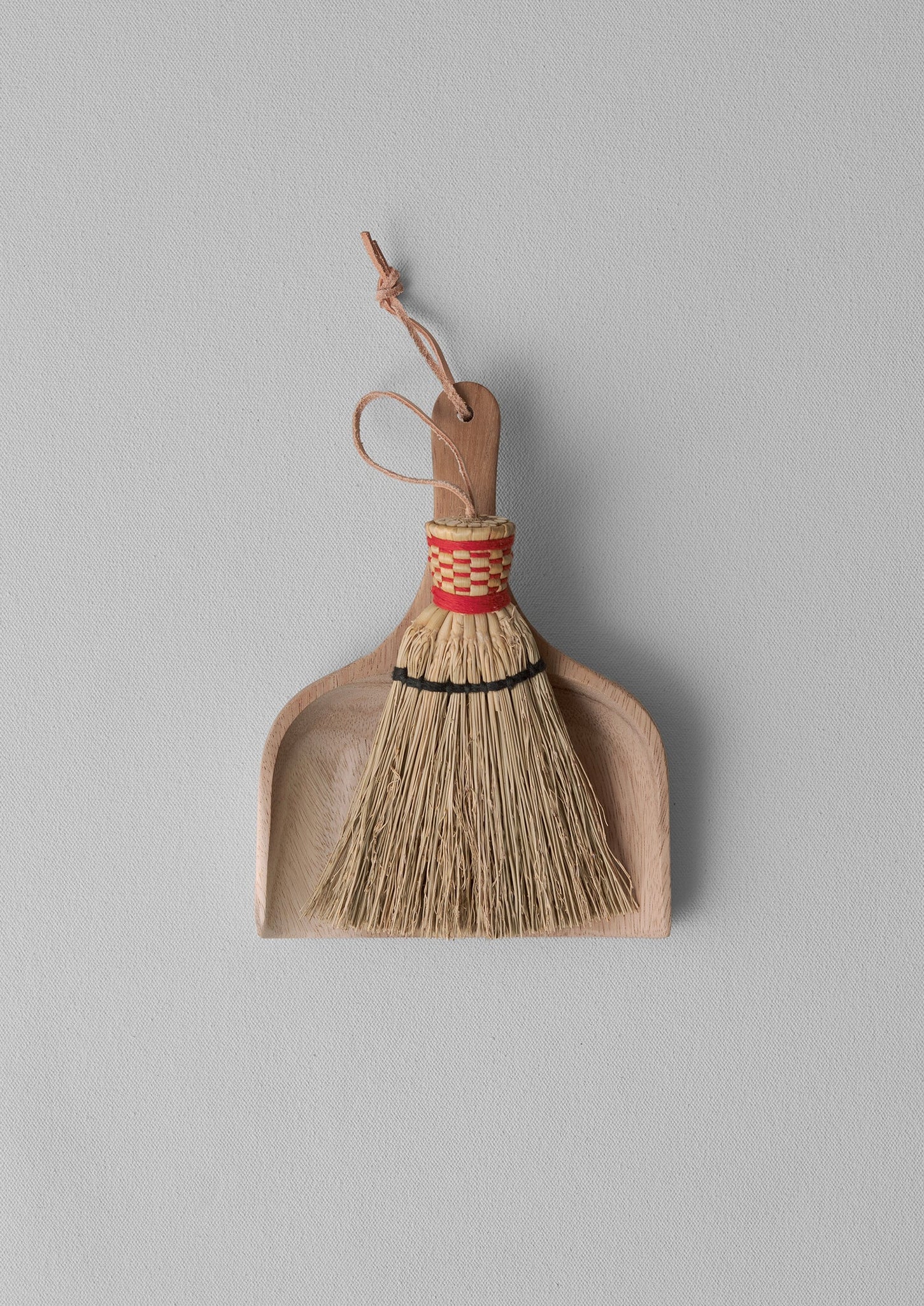 Sorghum Table Dustpan and Brush | Natural