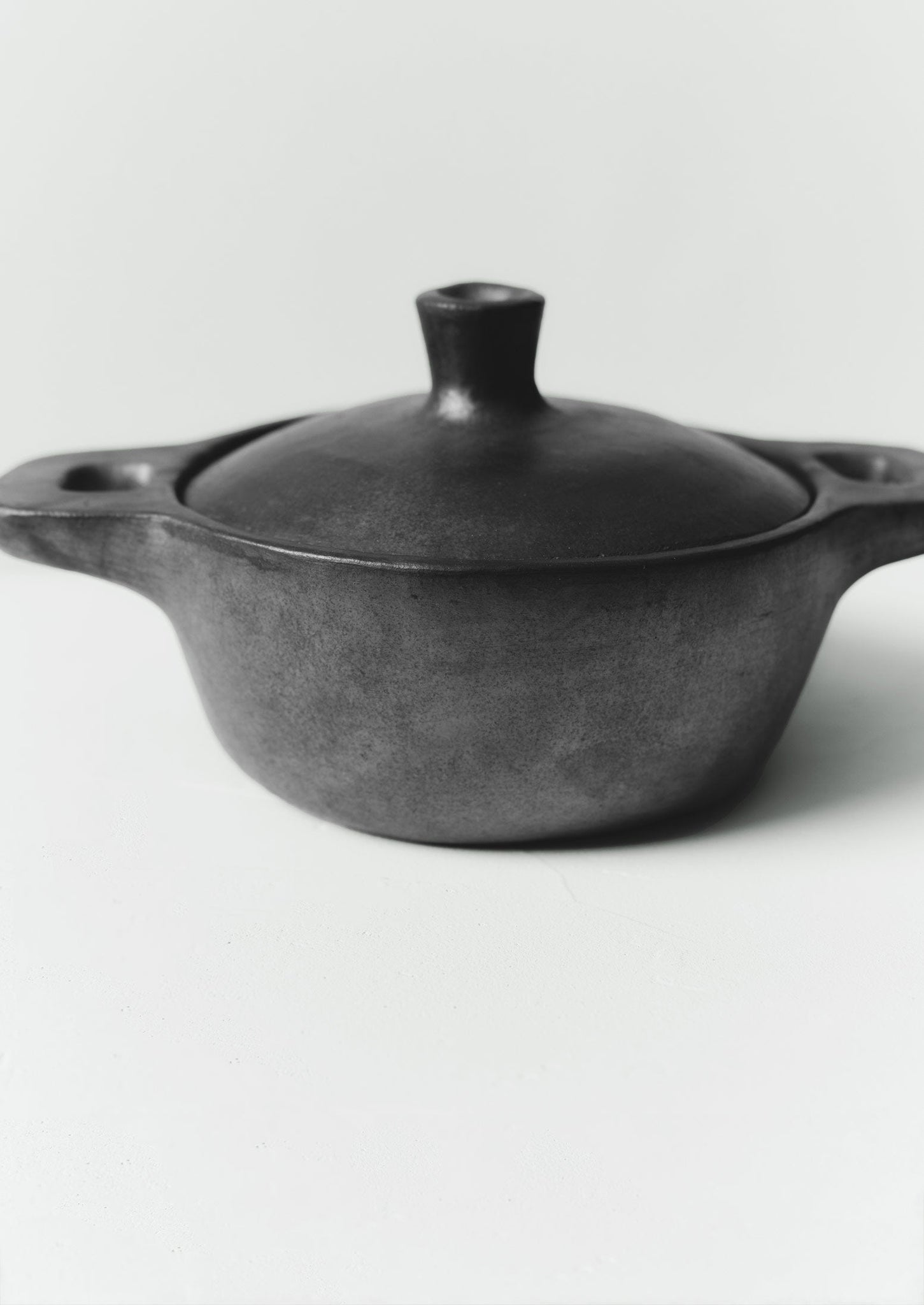 Small Longpi Karipot | Black Clay