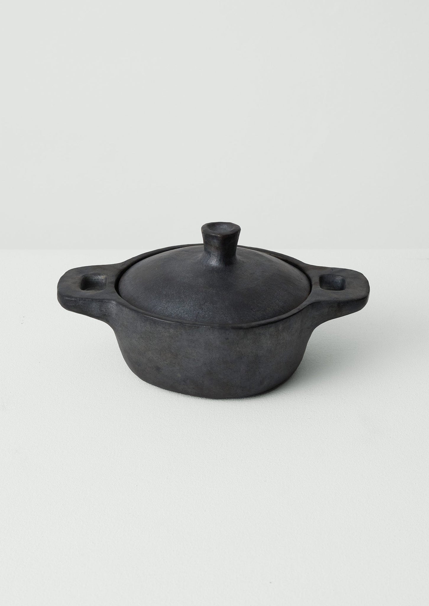 Small Longpi Karipot | Black Clay
