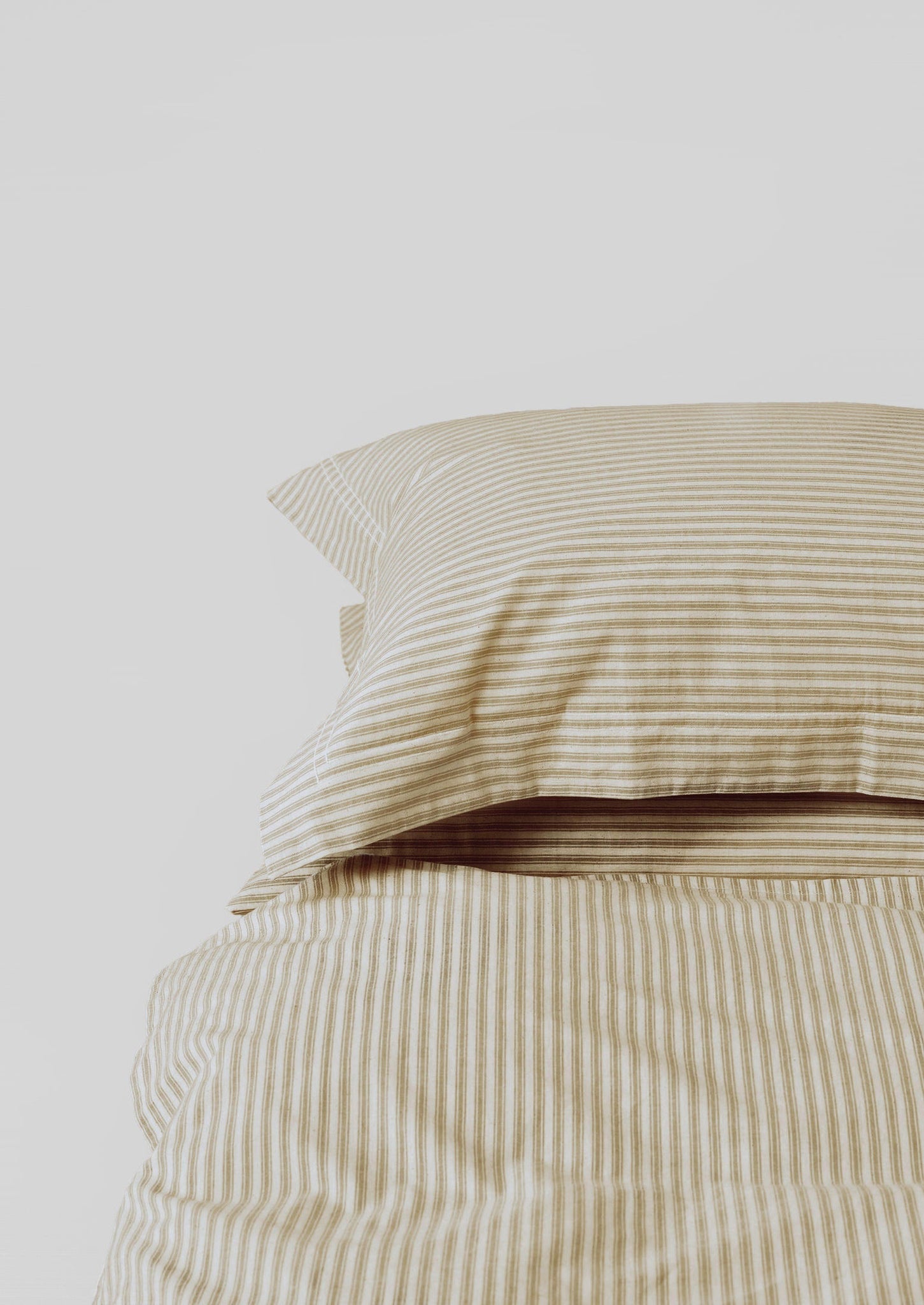 Organic Cotton Ticking Stripe Oxford Pillowcase | Ecru/Straw