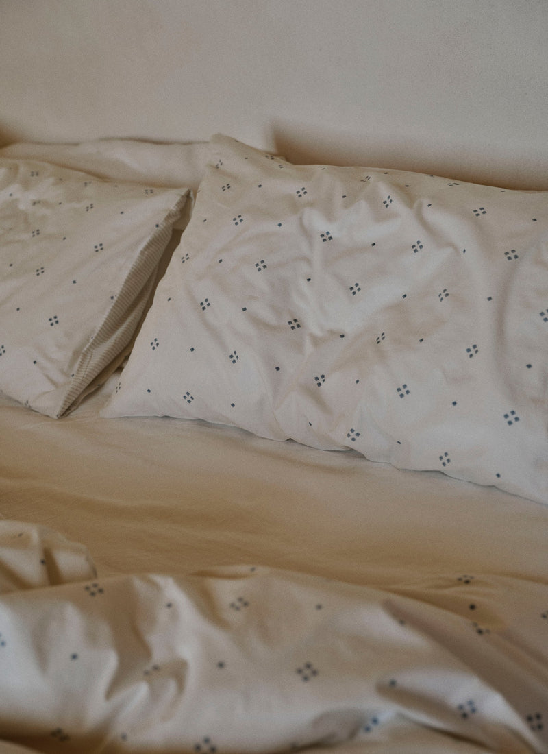 Rowan Print Cotton Poplin Housewife Pillowcase Set | Ecru/Soft Blue