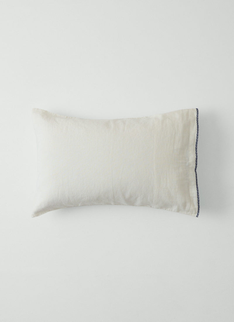 Bud Embroidered Housewife Pillowcase Set | Ivory/Delft Blue