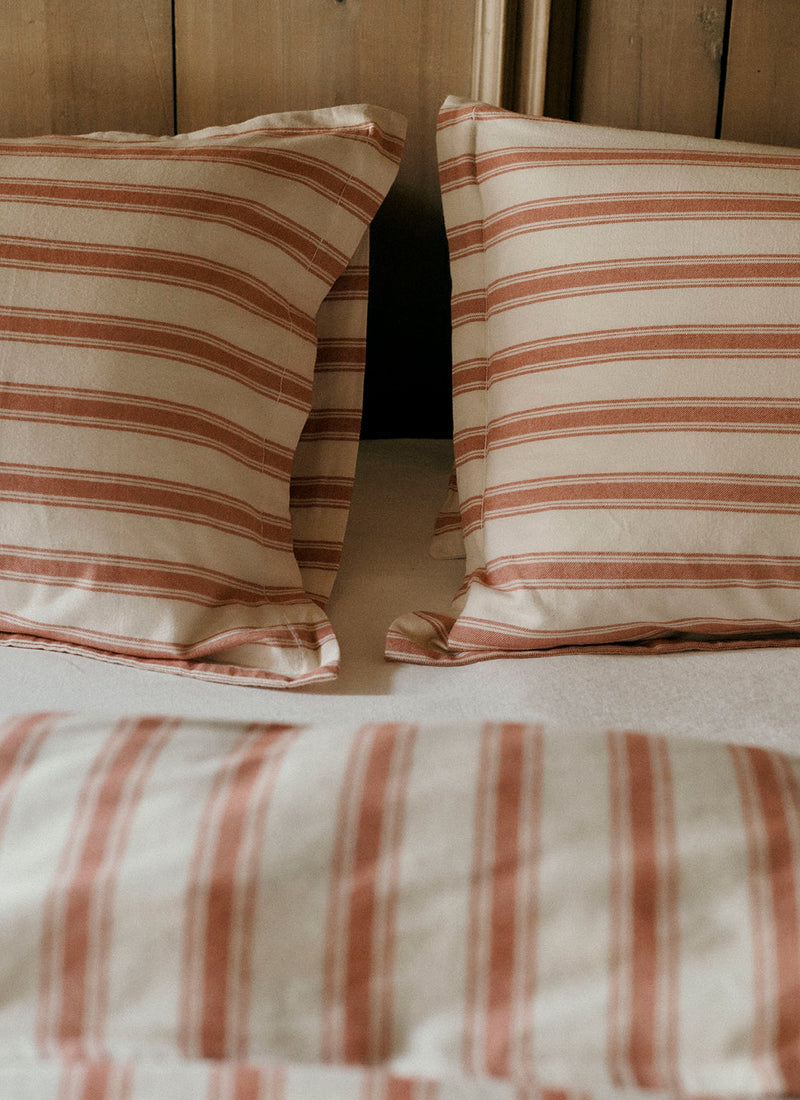 Fjord Flannel Stripe Oxford Pillowcase Set | Rosehip/Ecru