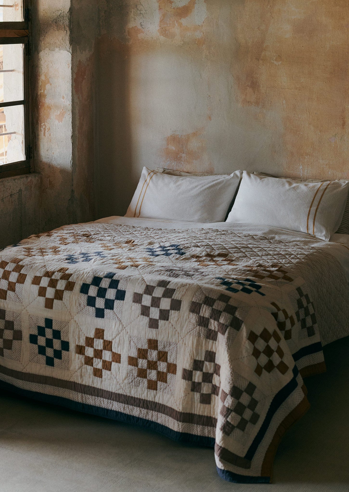 Tile Cotton Patchwork Quilt | Ecru/Golden Hay/Prune