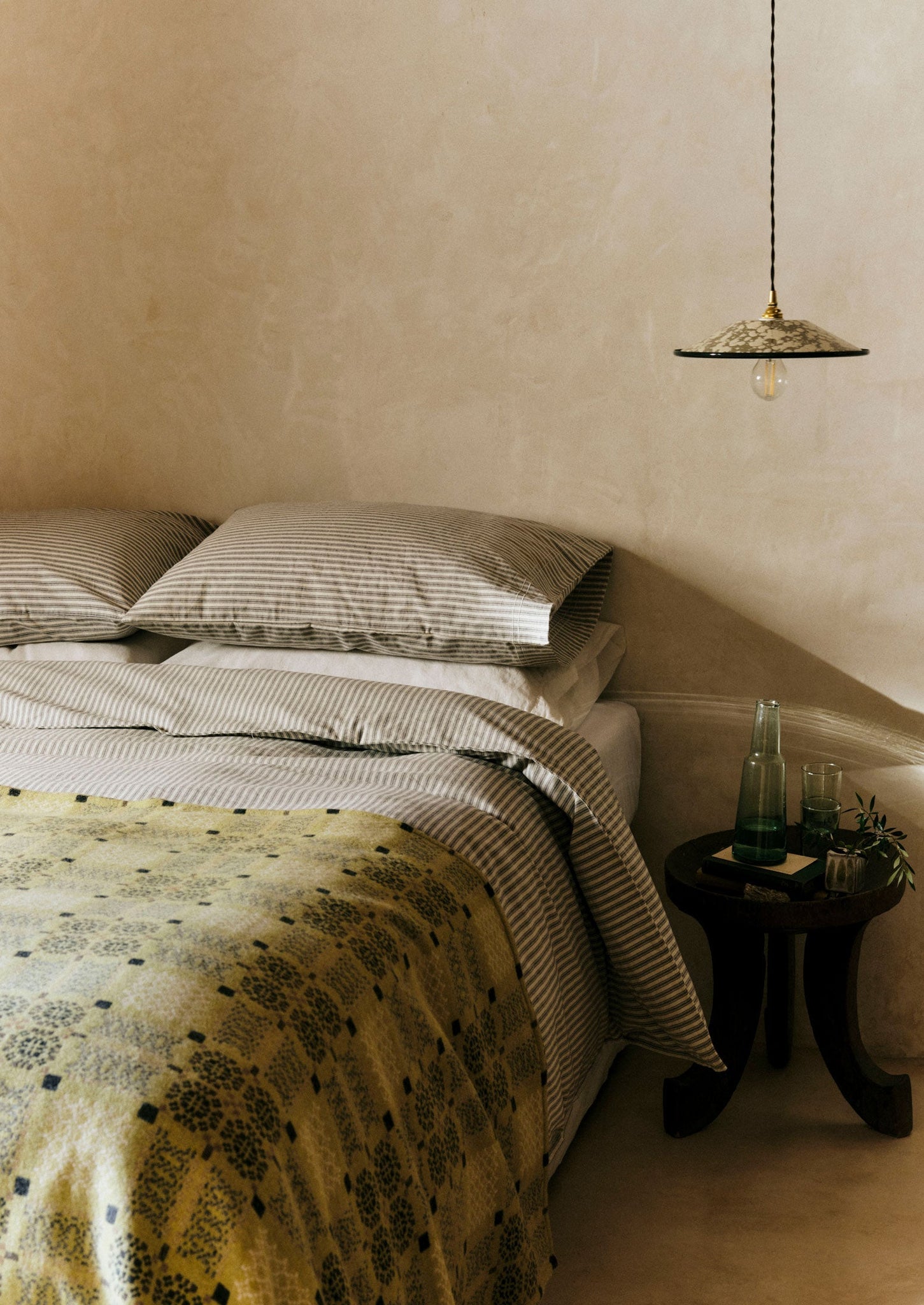 Melin Tregwynt Welsh Blanket | Catkin/Charcoal