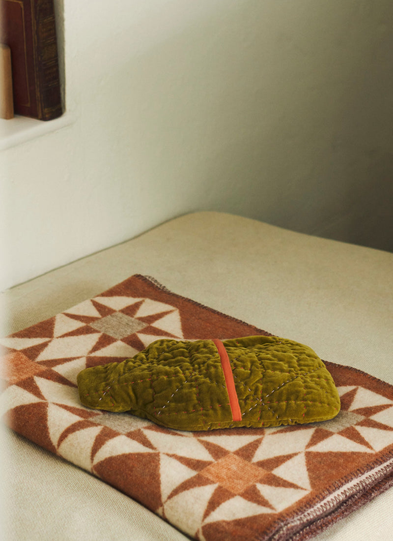 Jacquard Star Wool Blanket | Rust/Soft Peach