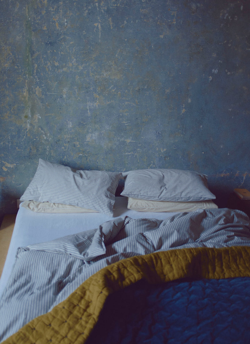 Contrast Colour Organic Velvet Quilt | Slate/Lichen