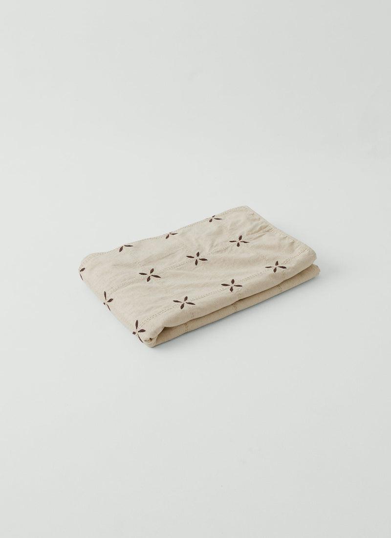 Tiled Petal Cotton Linen Lightweight Bedspread | Ecru/Slate