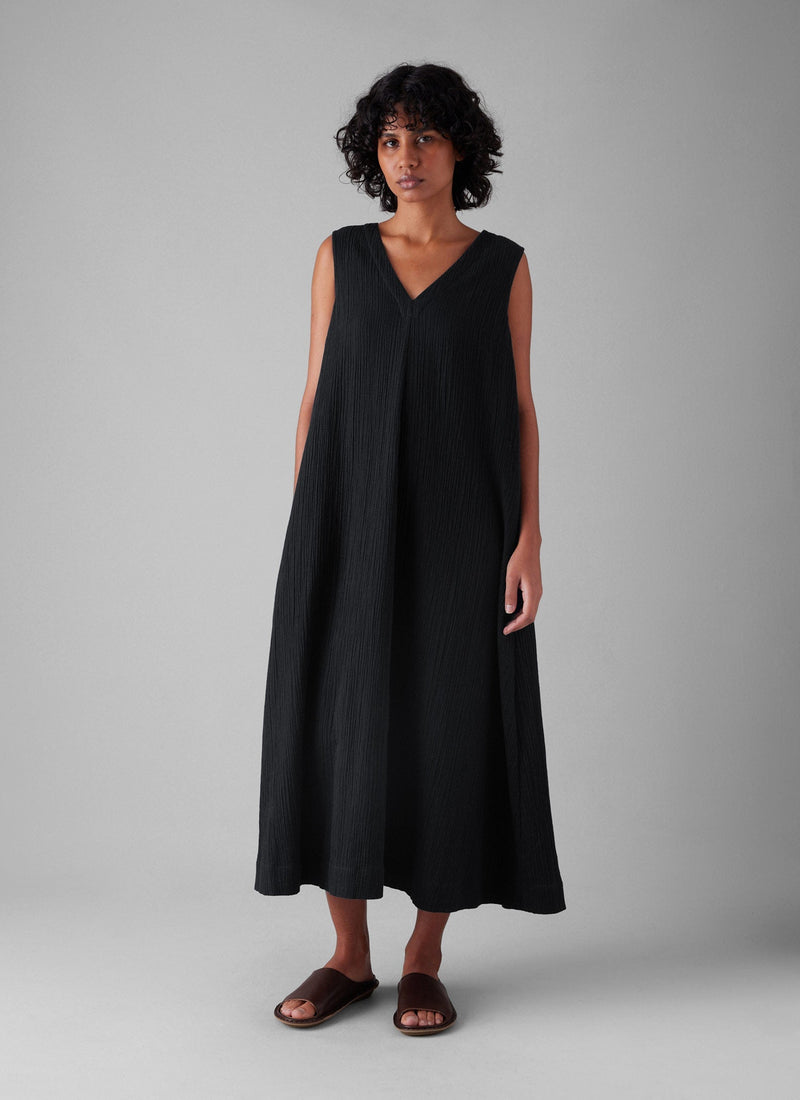 V-Neck Crinkle Cotton Easy Dress | Black