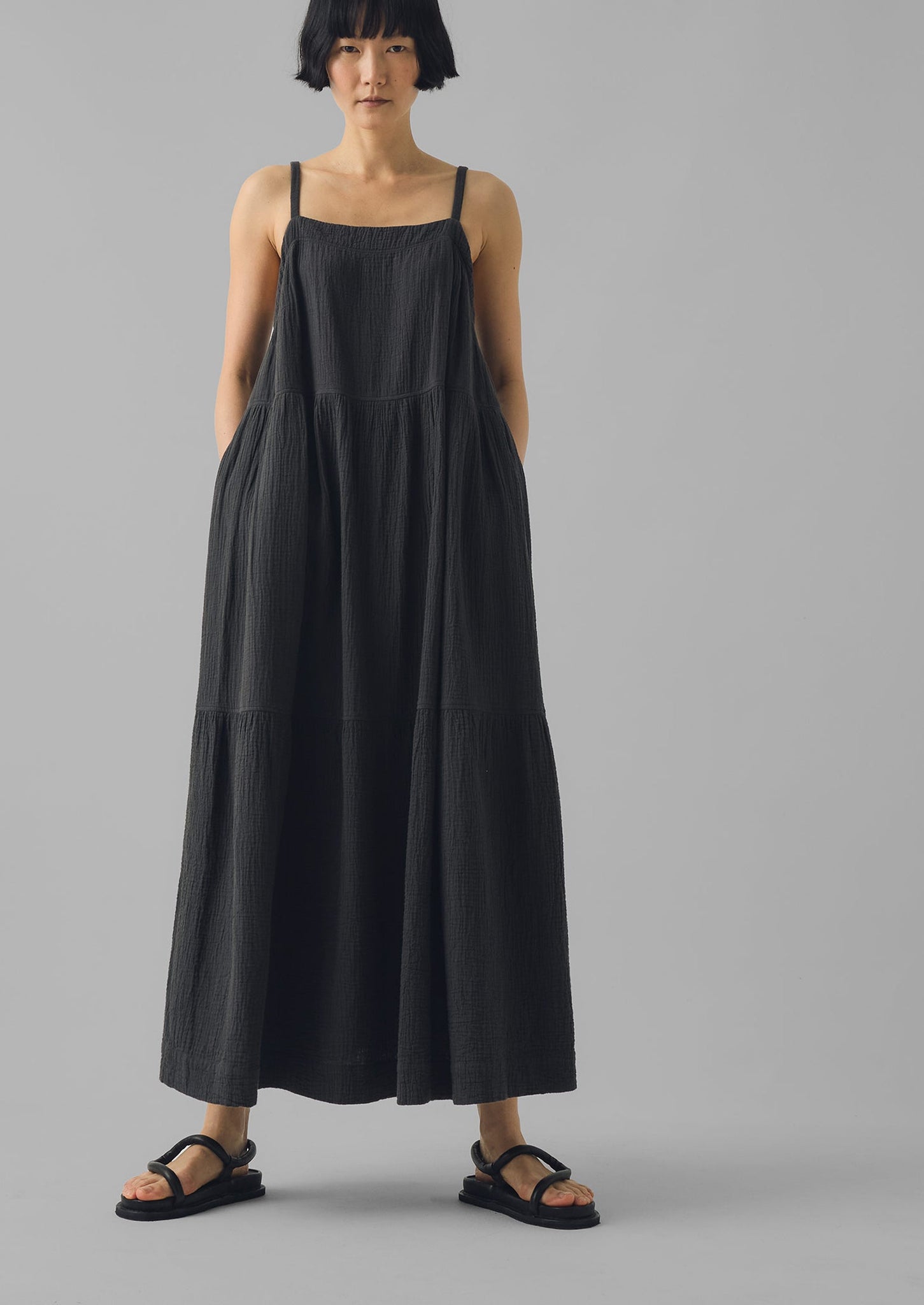 Crinkle Cotton Gauze Tiered Dress | Black Pepper