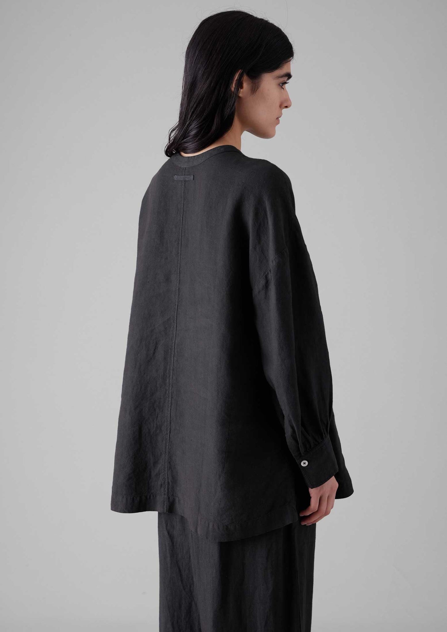 Garment Dyed Linen Oversized Shirt | Black Pepper