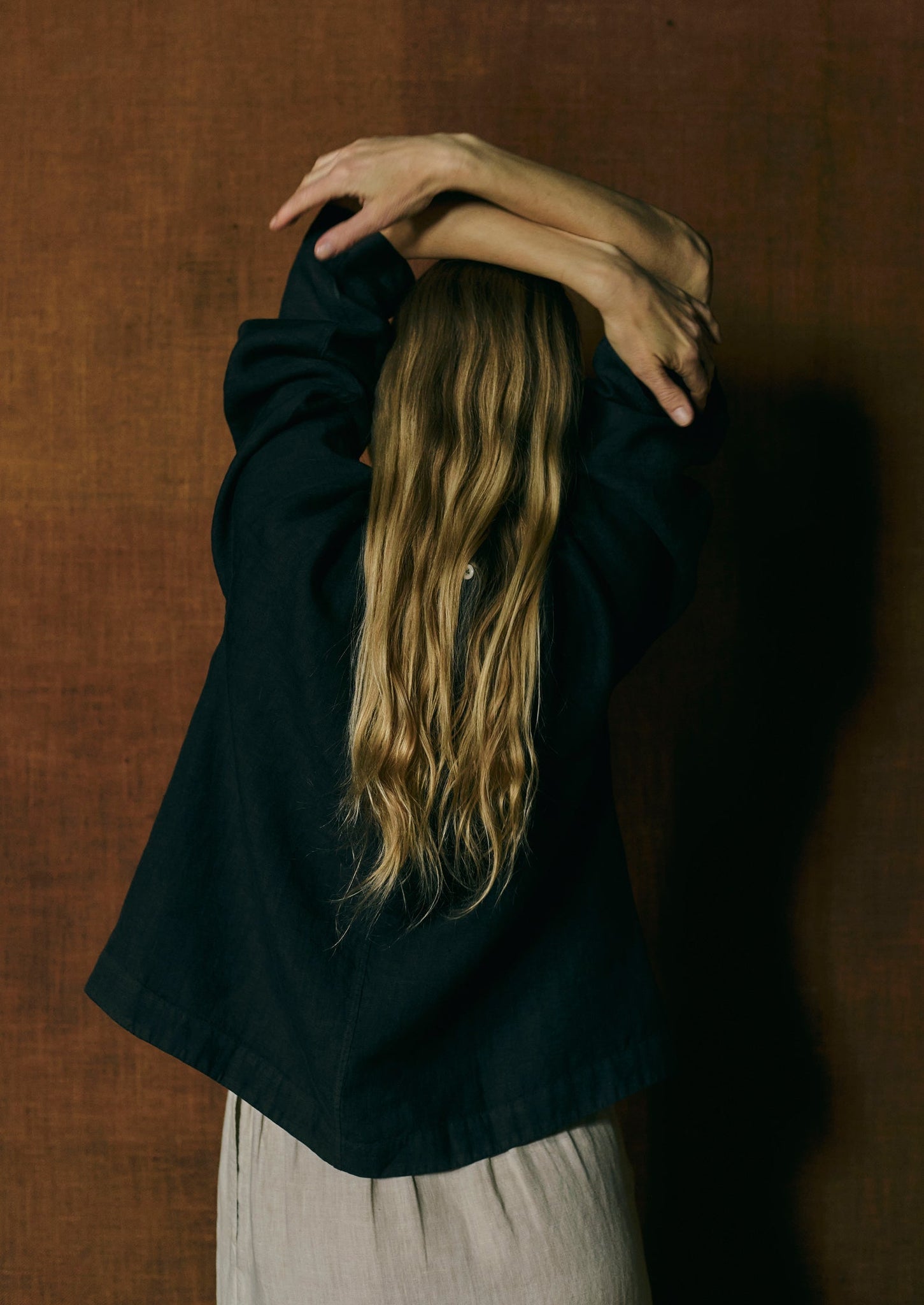 Garment Dyed Linen Top | Black Pepper