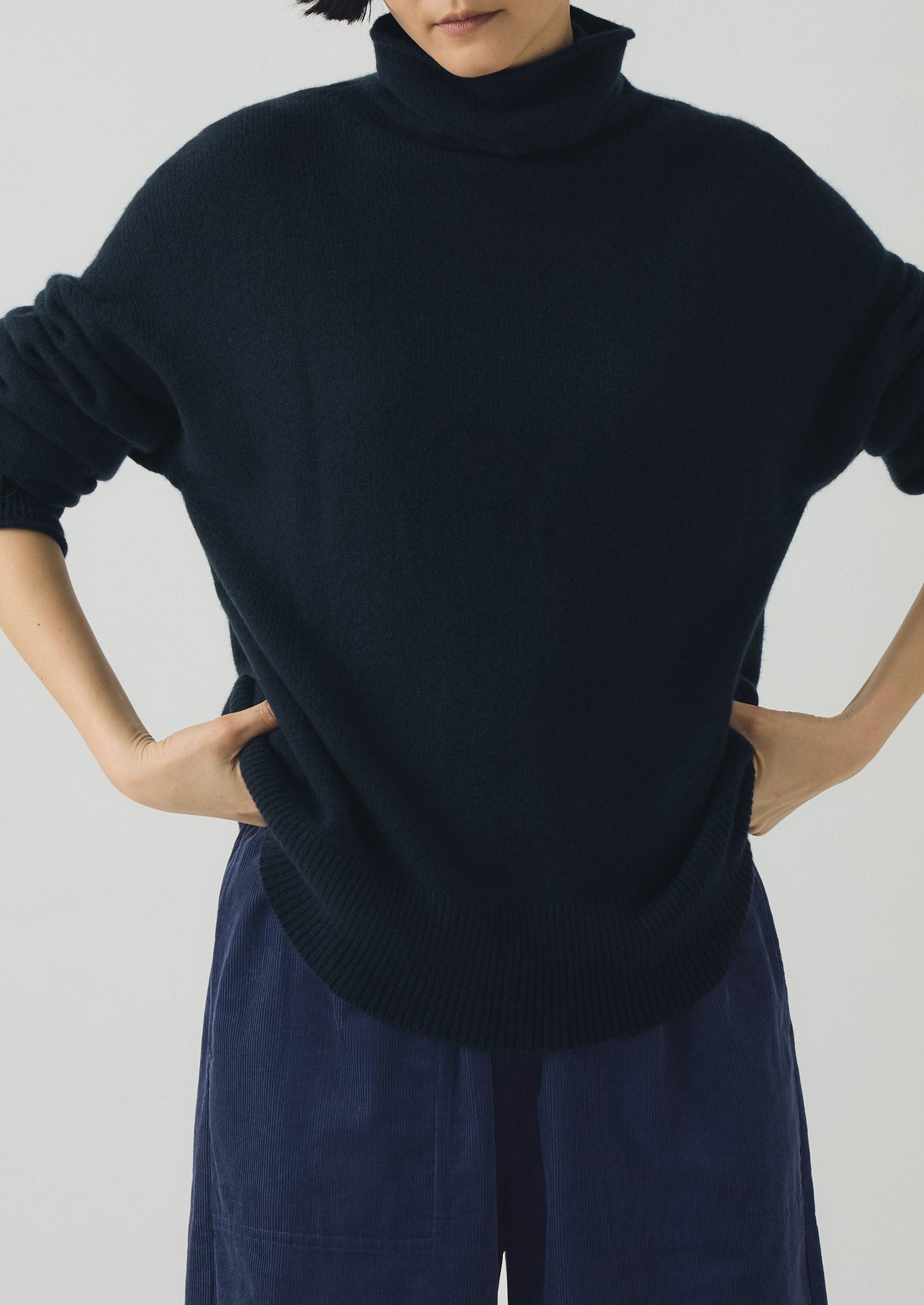 Roll Neck Wool Cashmere Sweater | Ink Blue