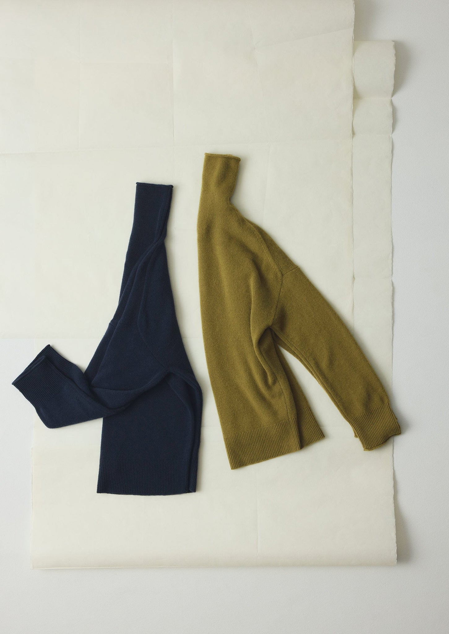 Roll Neck Wool Cashmere Sweater | Ink Blue