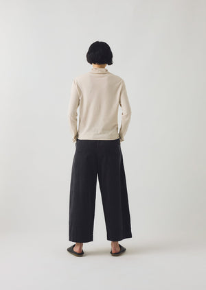 Organic Cord Barrel Leg Trousers | Charcoal
