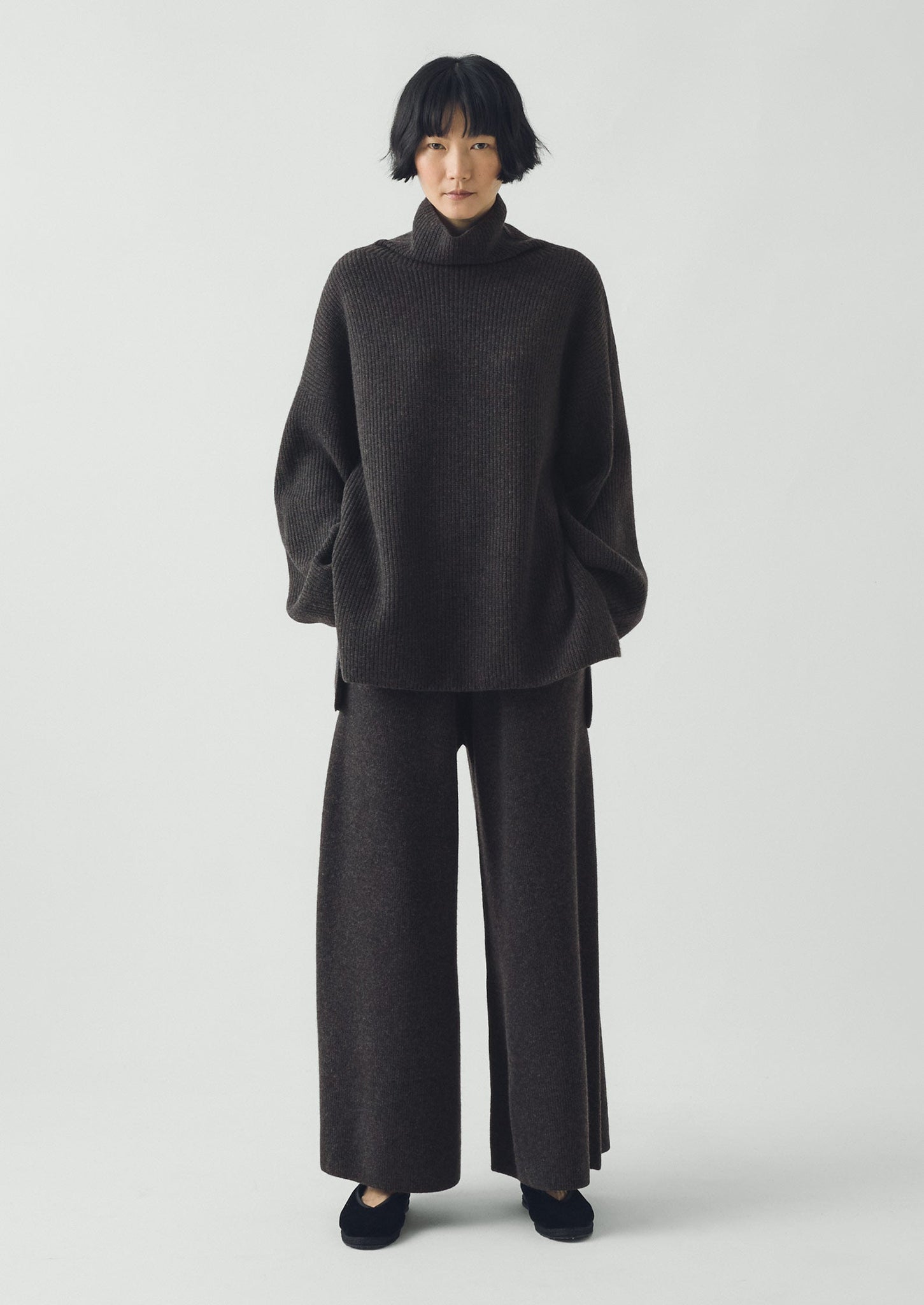 Wool Cashmere Knitted Trousers | Charcoal