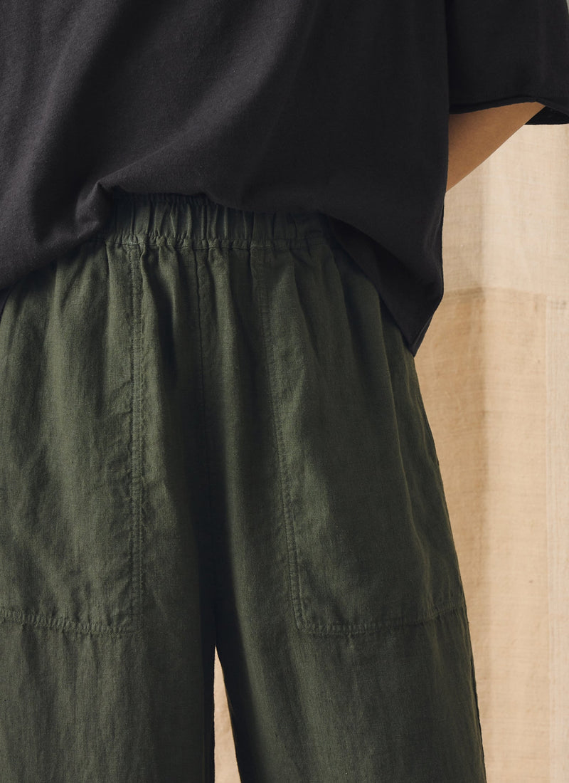 Garment Dyed Linen Barrel Leg Trousers | Dark Olive