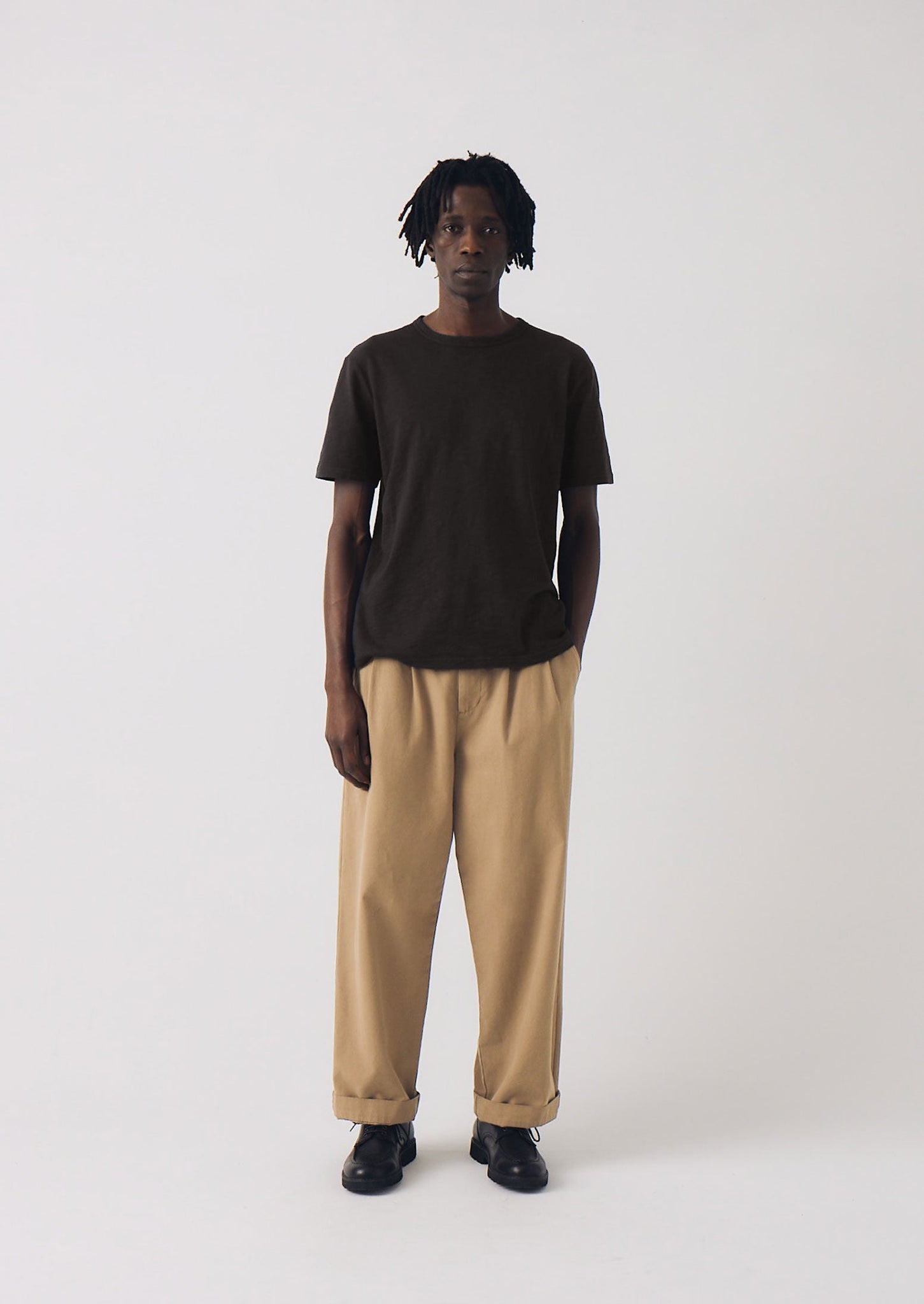 Theo Organic Cotton Short Sleeve Tee | Carbon Black