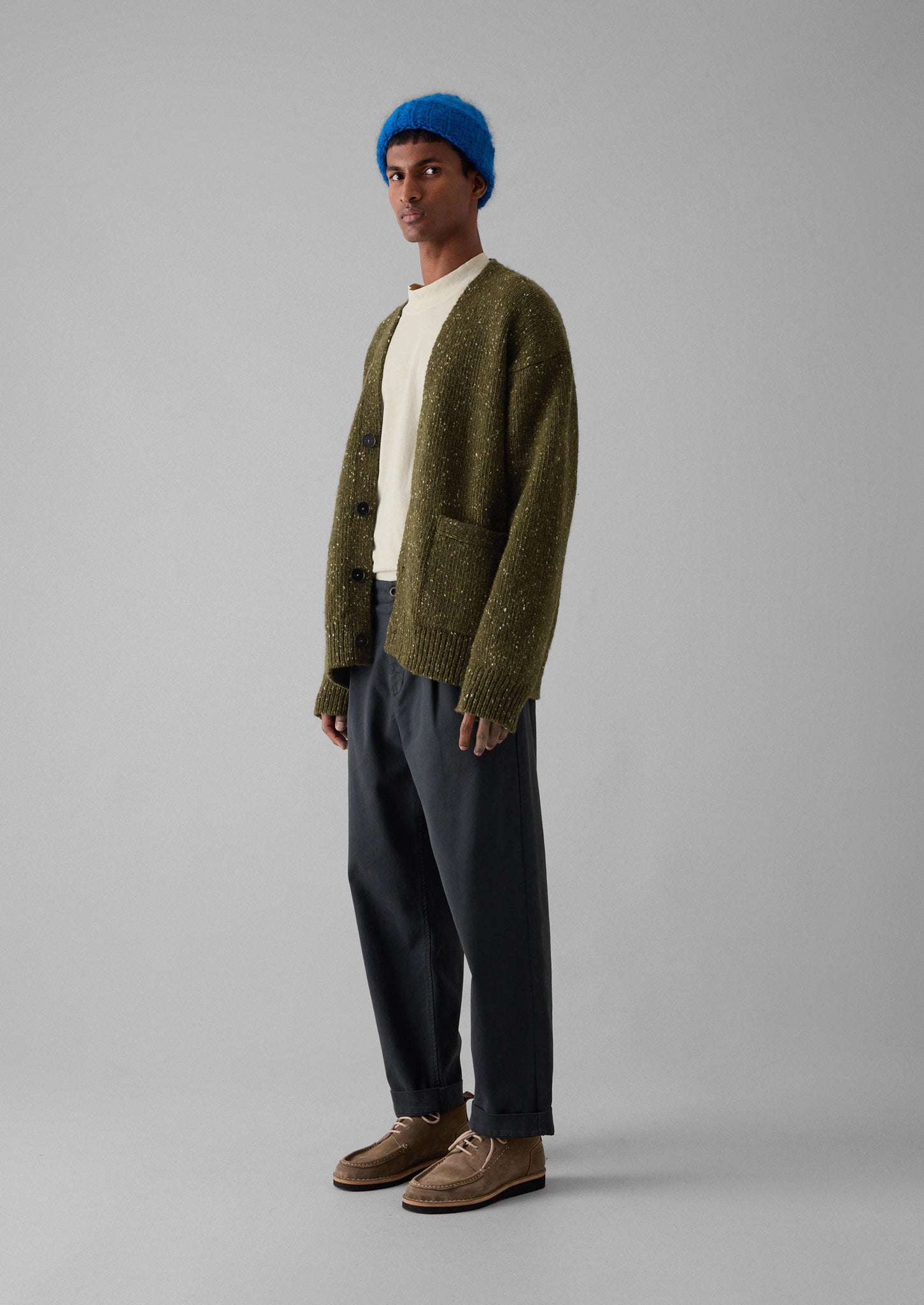 Donegal Wool V-Neck Cardigan | Olive