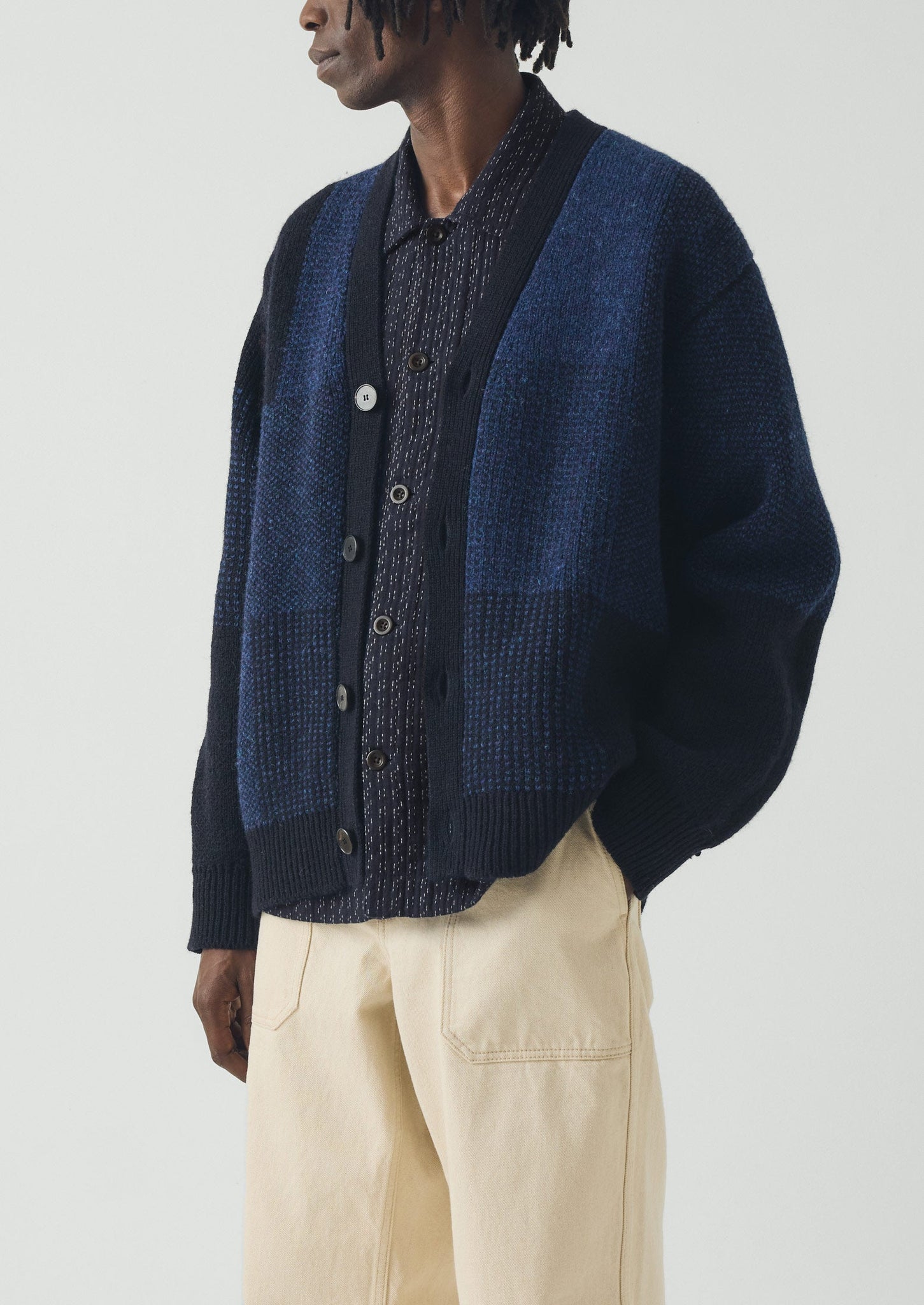 Jacquard British Wool Cardigan | Navy/Cobalt