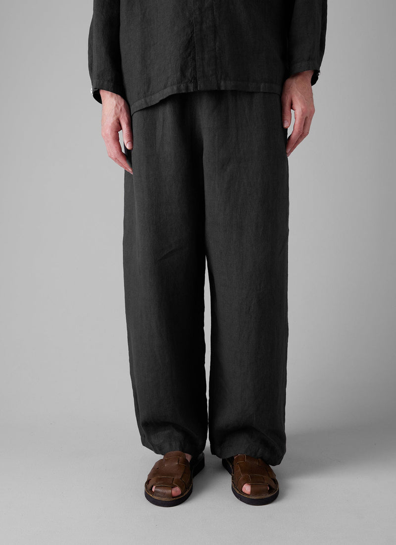 Garment Dyed Linen Drawstring Trousers | Black Pepper