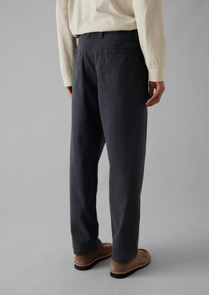 Garment Dyed Cotton Pleat Trousers | Charcoal