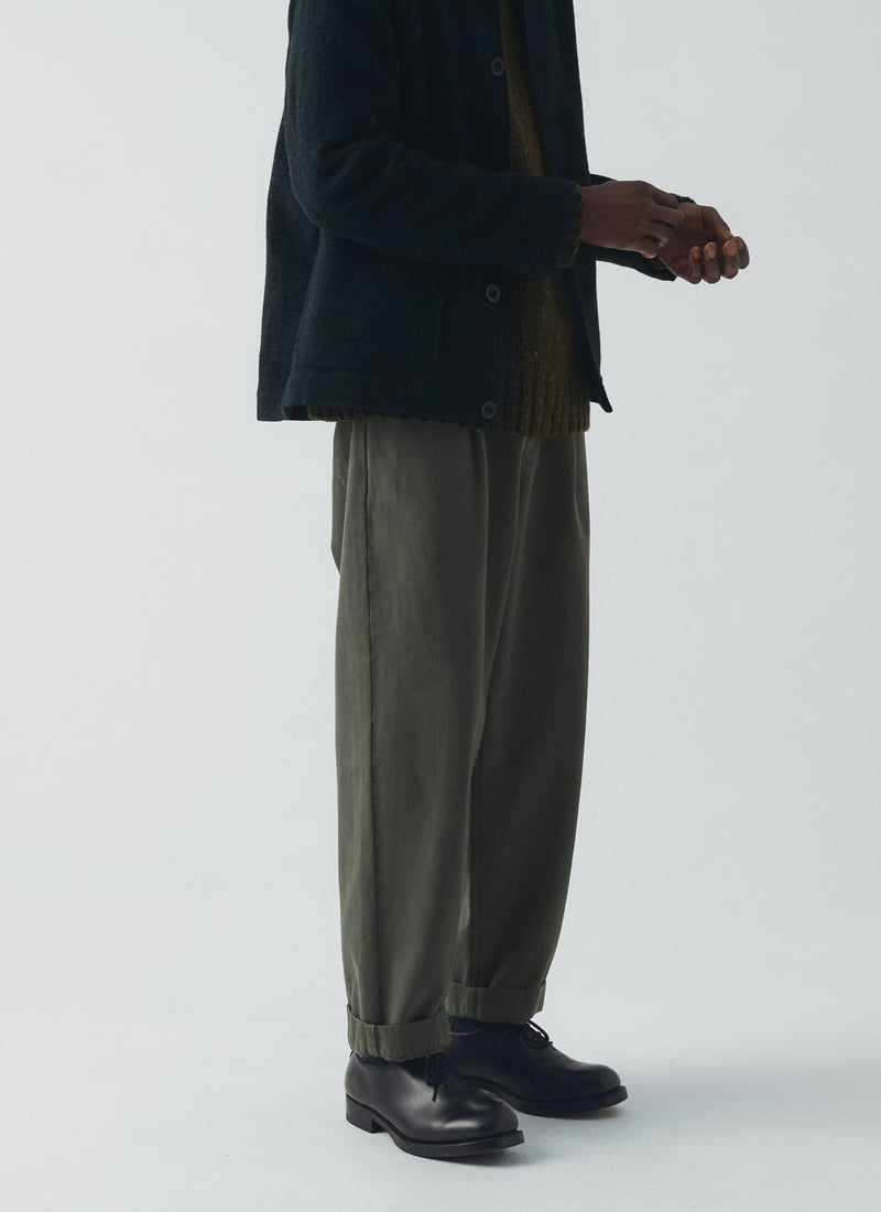 Otto Cotton Herringbone Pleat Trousers | Dark Mineral Green