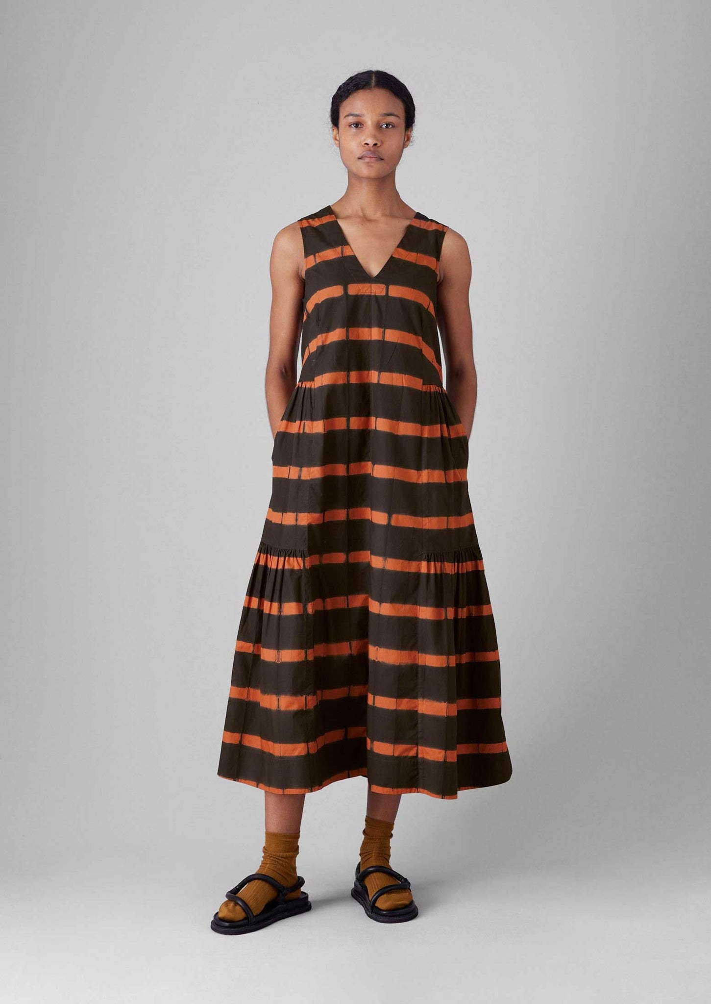 Stripe Clamp Dyed Cotton Dress | Brown