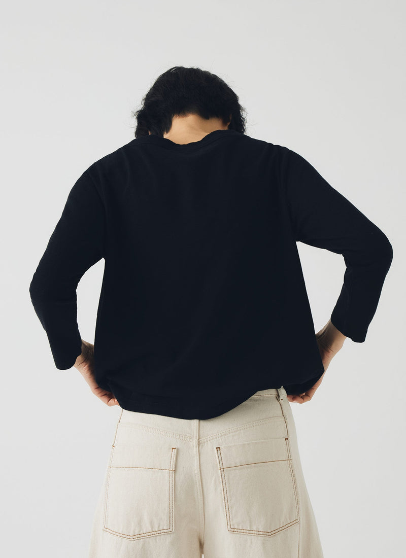 Lia Cotton Boat Neck Tee | Carbon Black