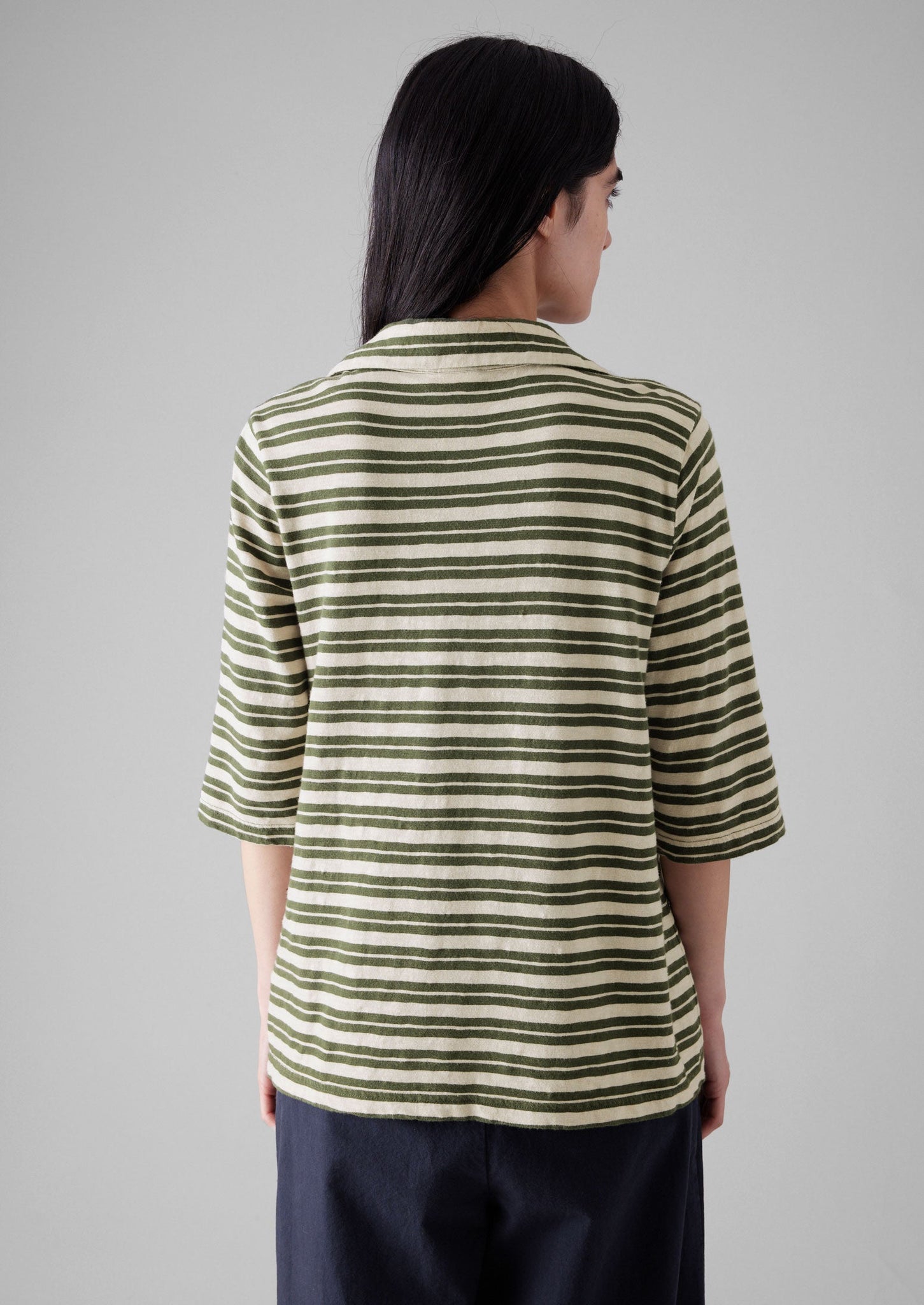 Stripe Cotton Round Collar Tee | Dark Olive/Ecru