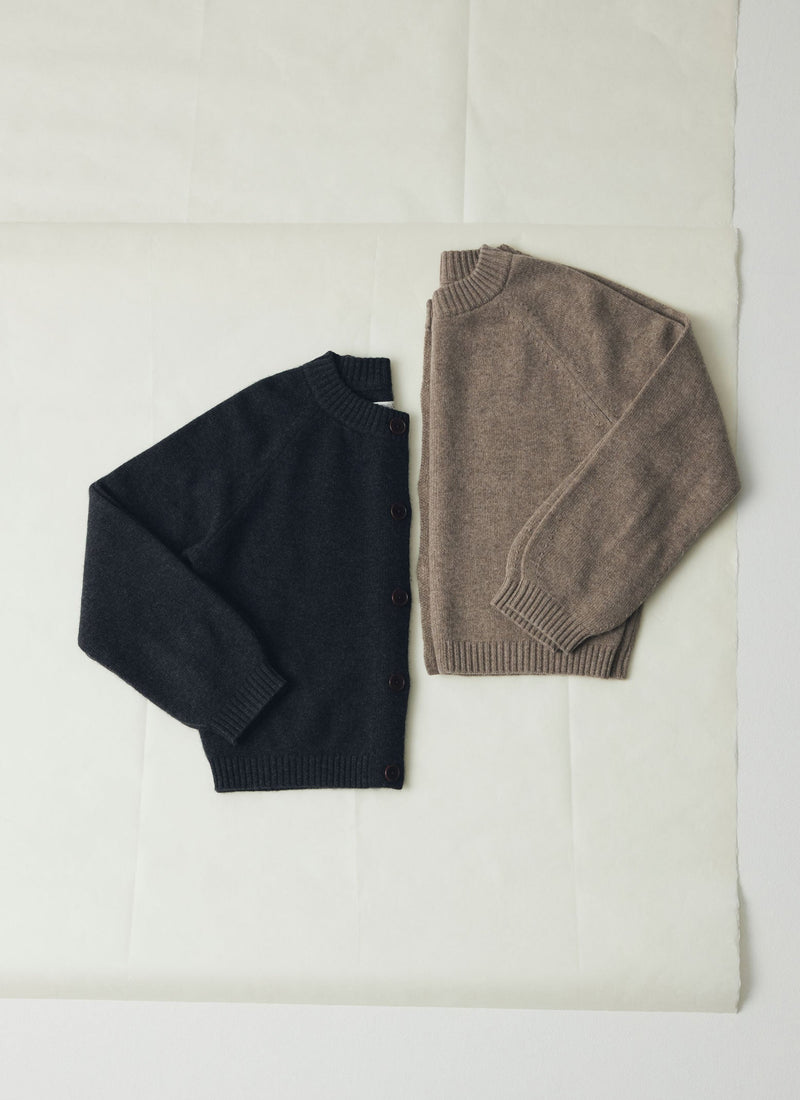 Eden Wool Cashmere Raglan Cardigan | Charcoal