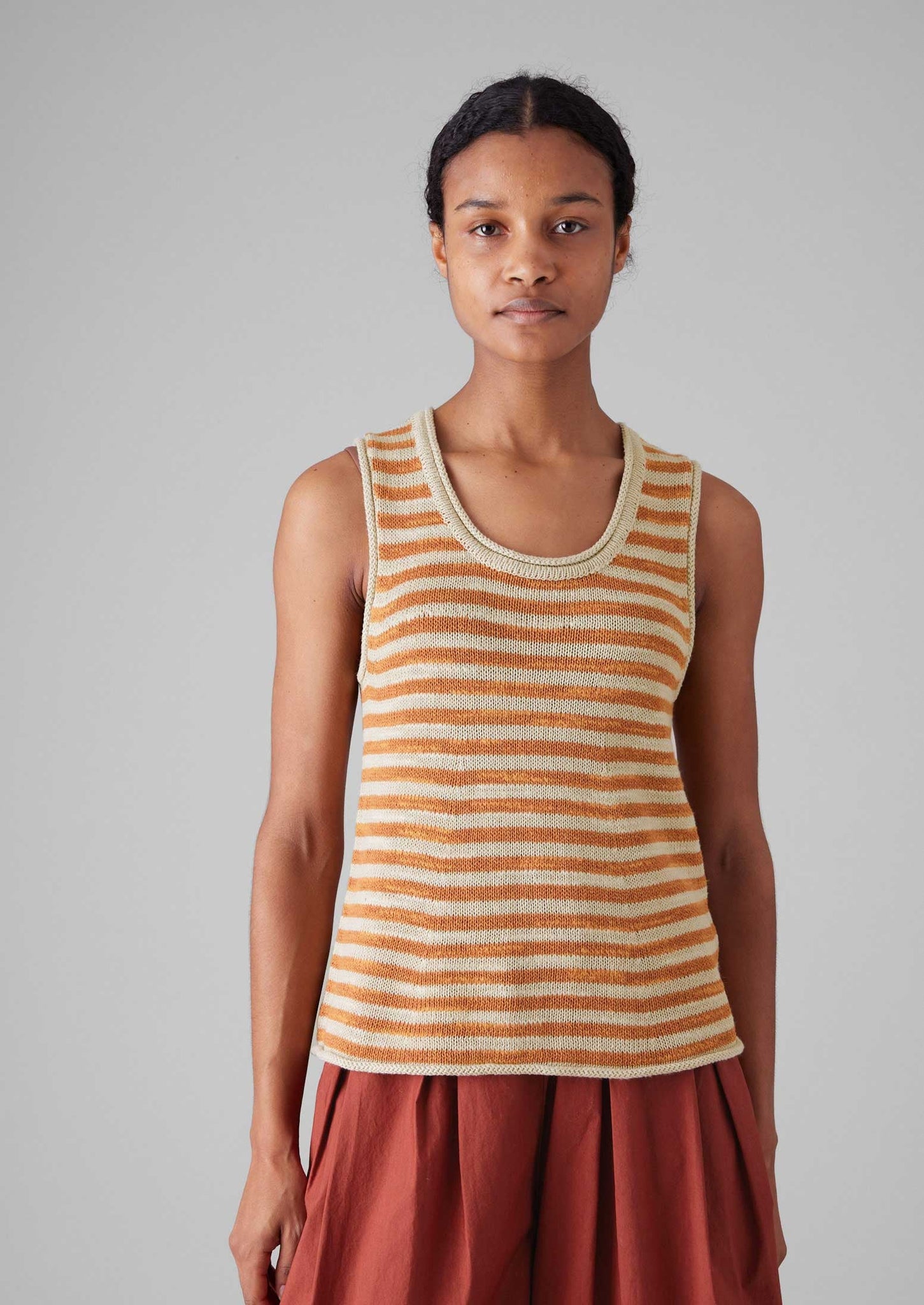 Stripe Linen Cotton Knitted Vest | Parchment/Butterscotch
