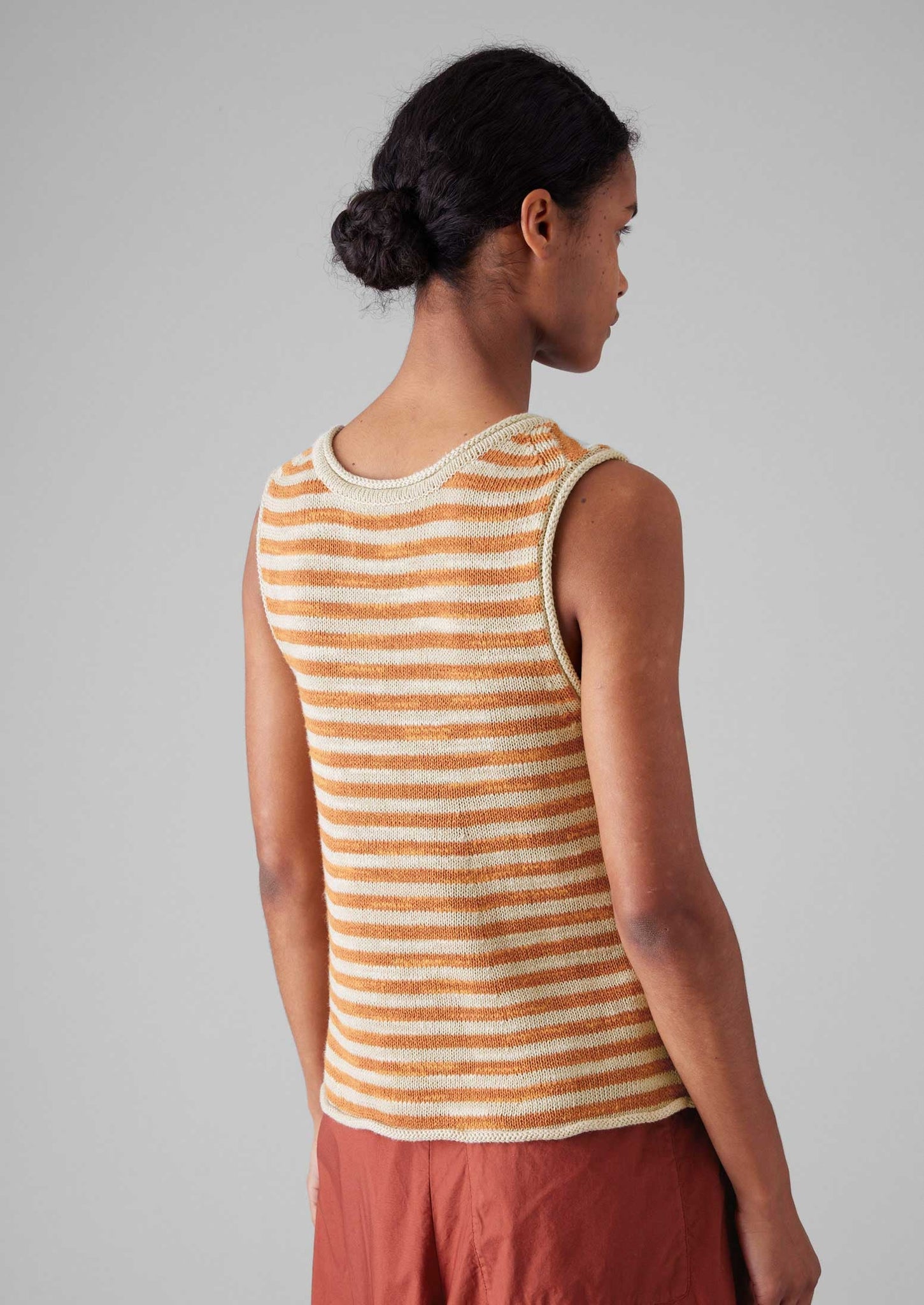Stripe Linen Cotton Knitted Vest | Parchment/Butterscotch