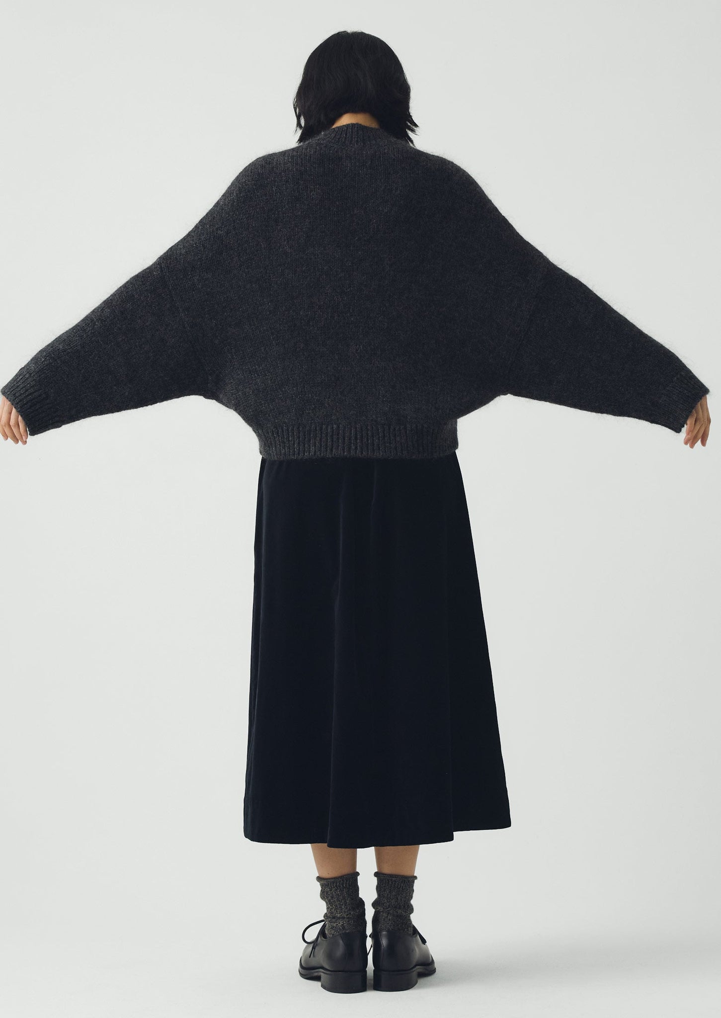 Wool Mohair Round Cardigan | Charcoal