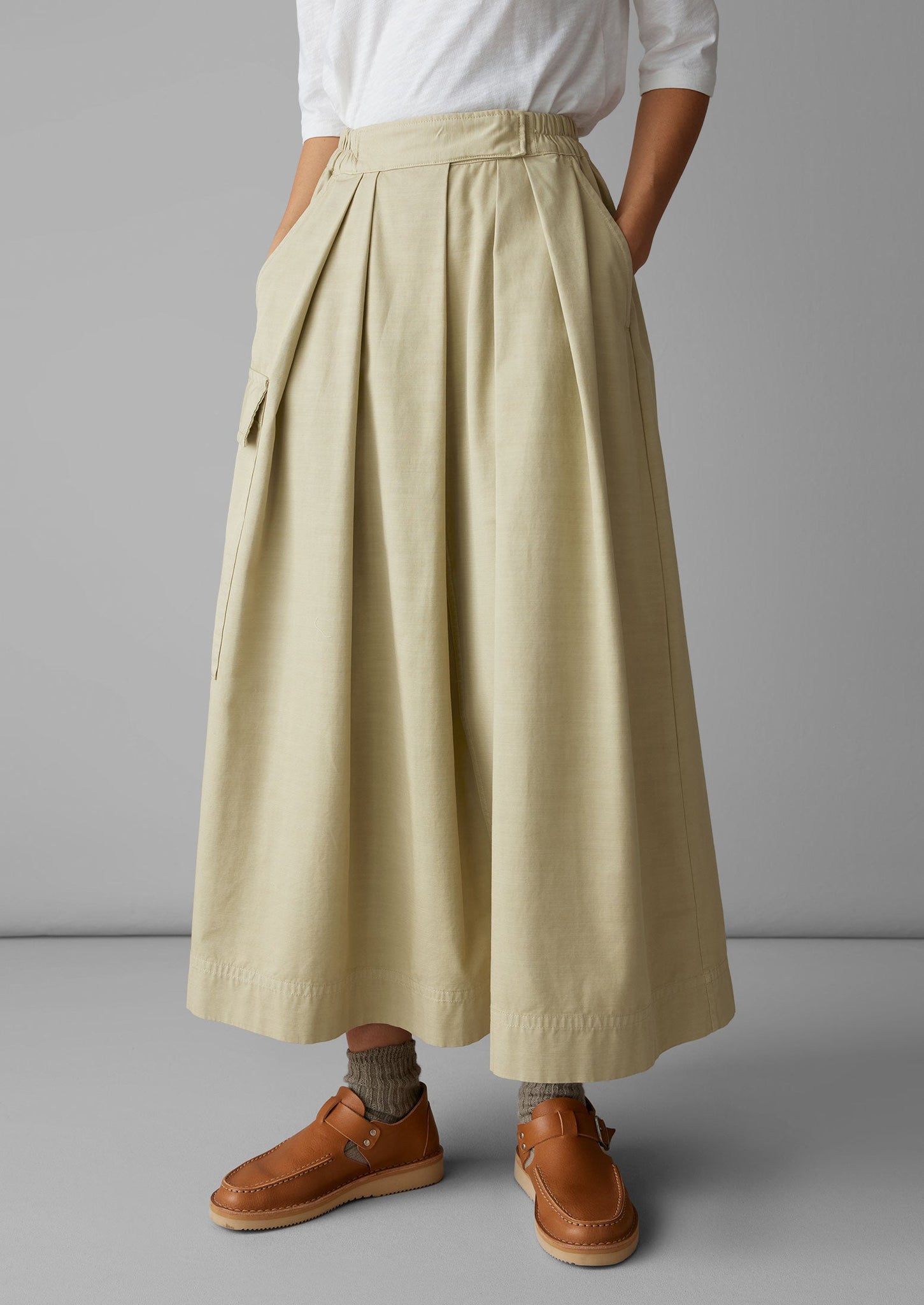 Pleated Patch Pocket Cotton Skirt Rye TOAST